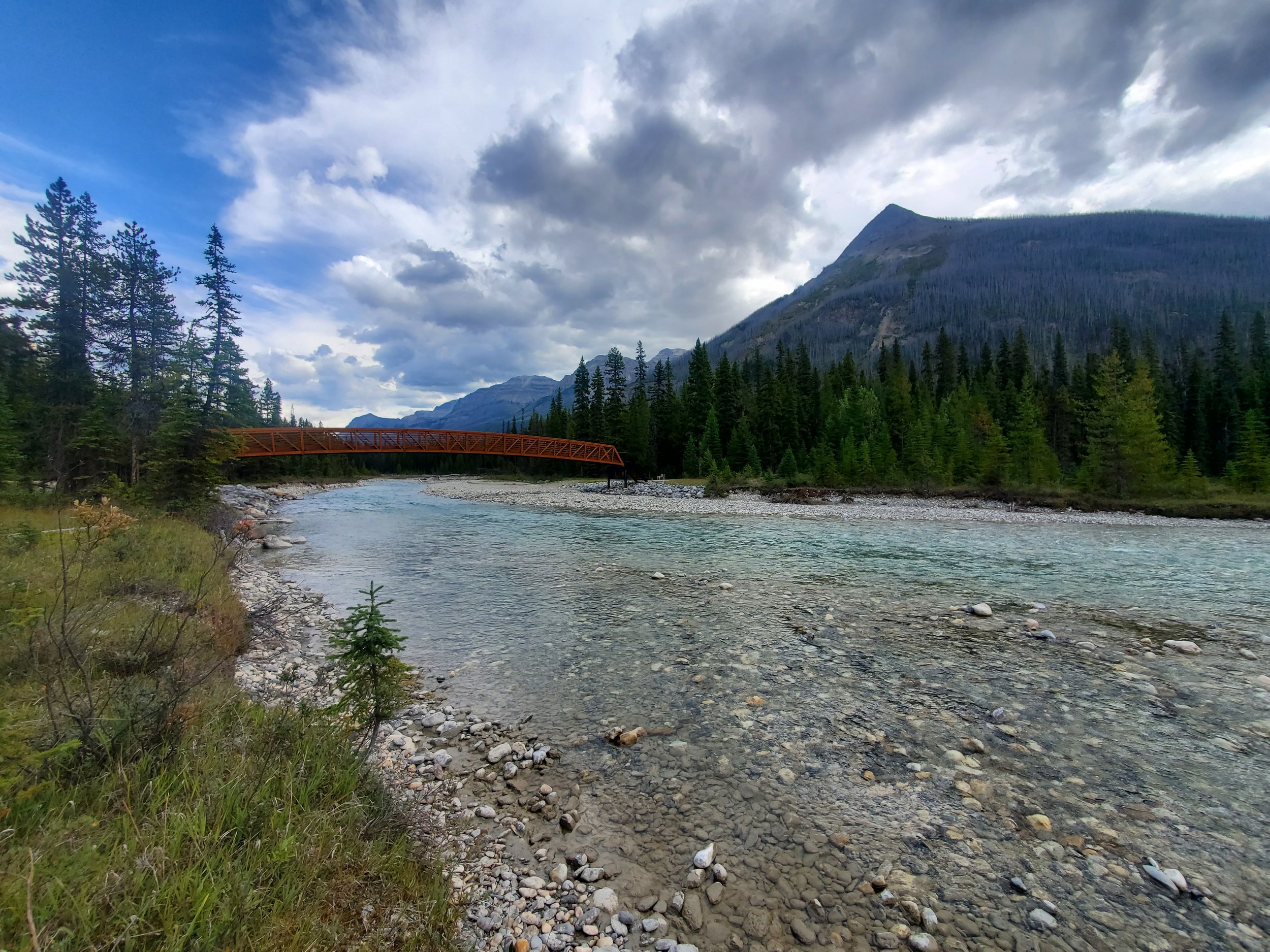 The river crossing on the way to the Paint Pots 