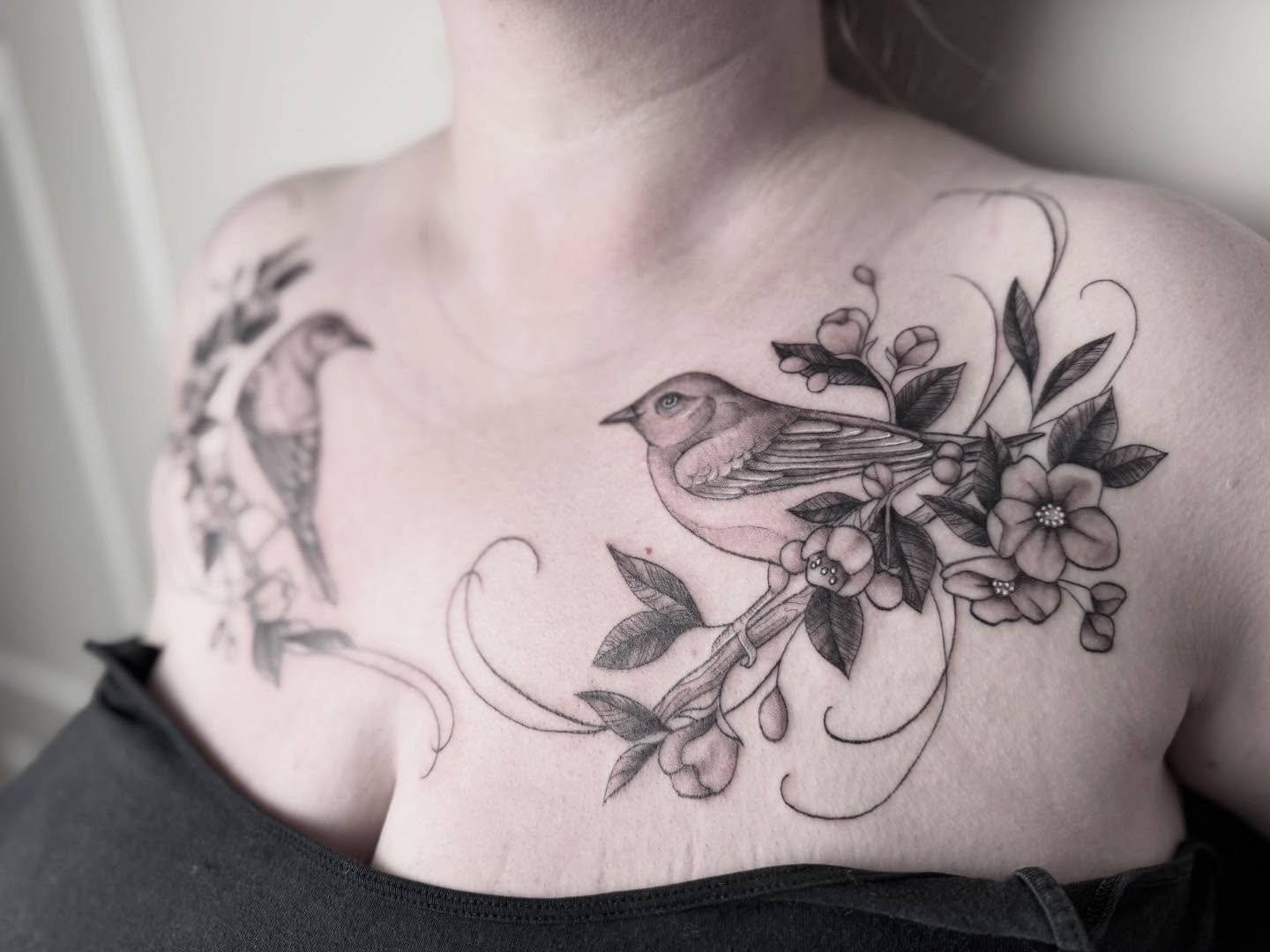 What a way to end the year. 

Thank you @fielding8819 - you are a superstar 🥰✨🍾 

#femaletattooist #blackworktattoos #uktattooartist #tattooidea #chestpiece