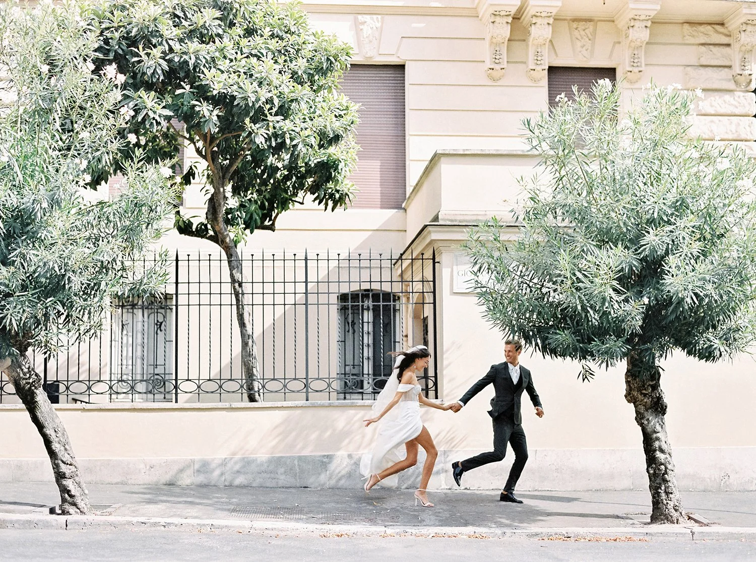 Portugal wedding, wedding photographer, Branco Prata Photography, capturing elegant and timeless destination wedding moments