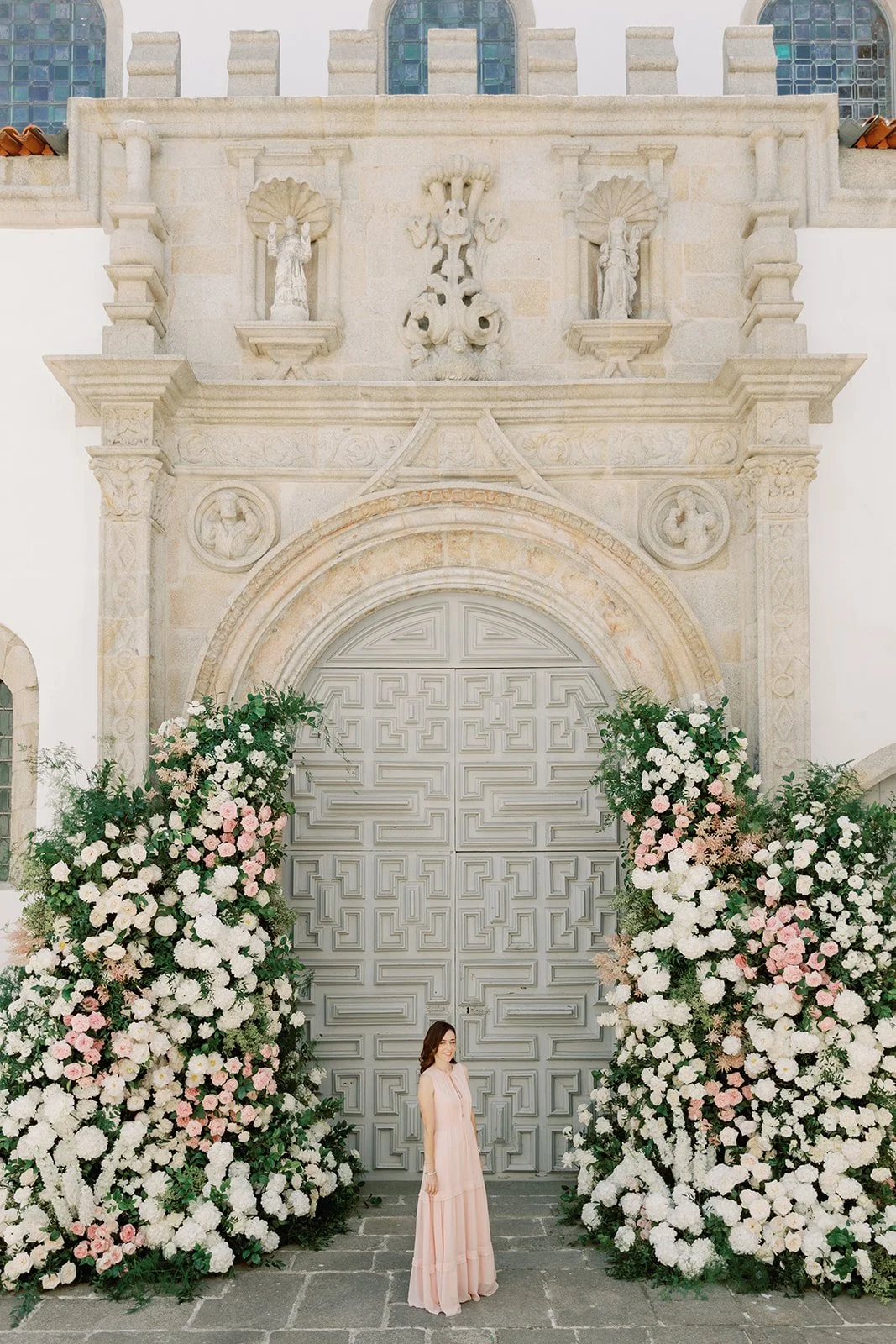 Portugal wedding, floral designer, Decorelle, creating elegant and bespoke floral designs for destination weddings