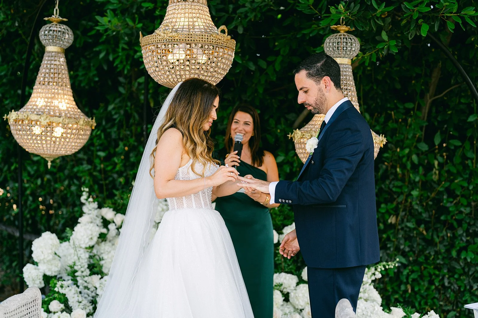 Portugal wedding, wedding planner and celebrant, Ode Stories Weddings, creating emotional and bespoke destination weddings