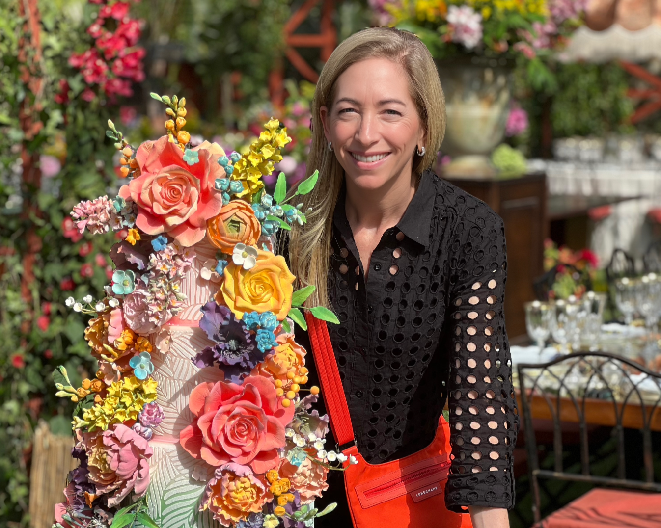 Portugal wedding, cake designer, Julie Deffense, creating elegant and bespoke wedding cakes for destination weddings