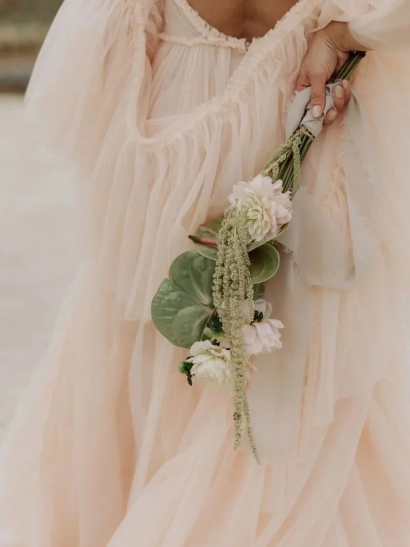 Bride era wedding inspiration in Portugal featuring emotional, intentional and elegant moments captured by top wedding professional