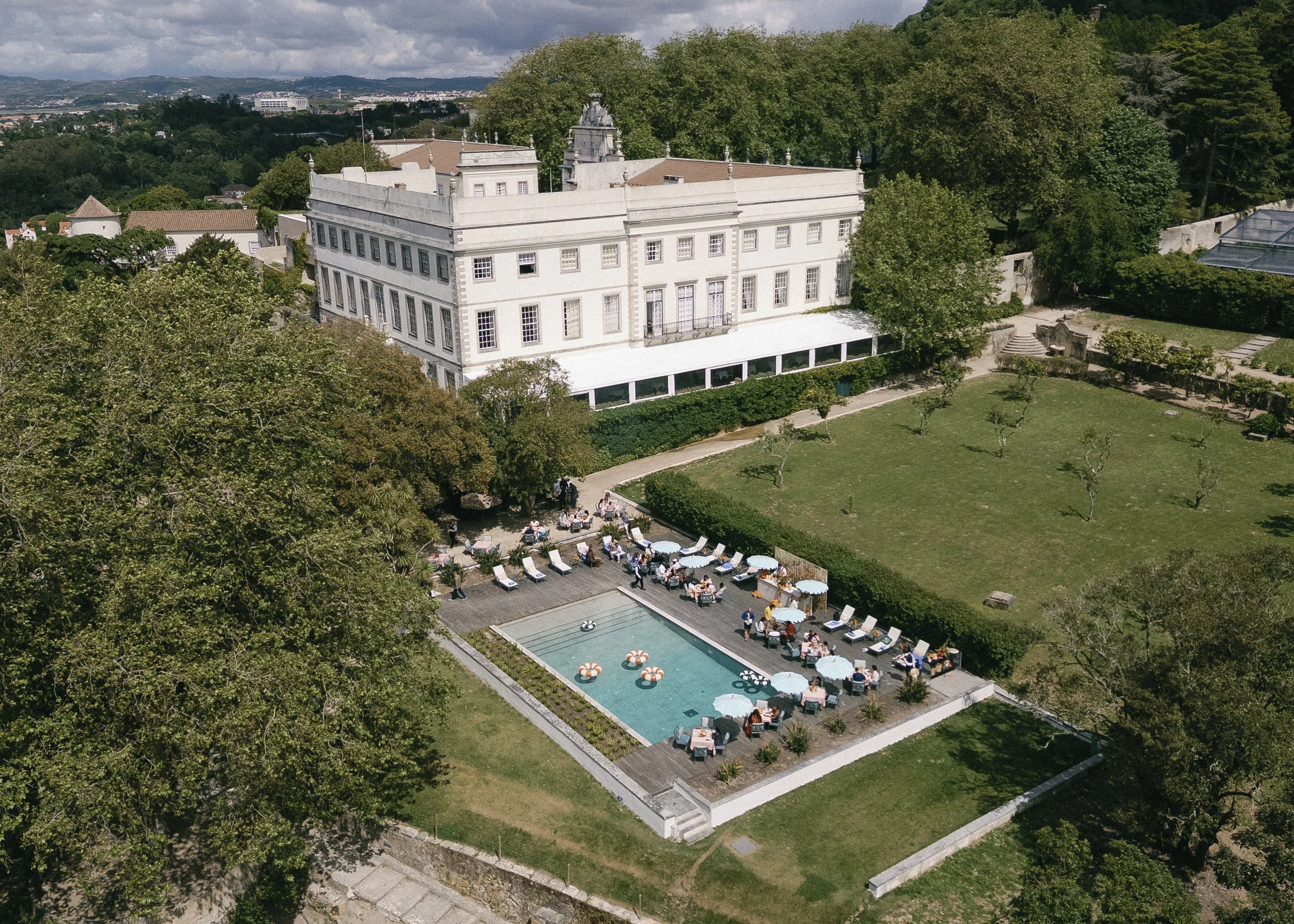 Portugal wedding, wedding photographer, Cláudio Barbosa, capturing elegant and timeless destination wedding moments