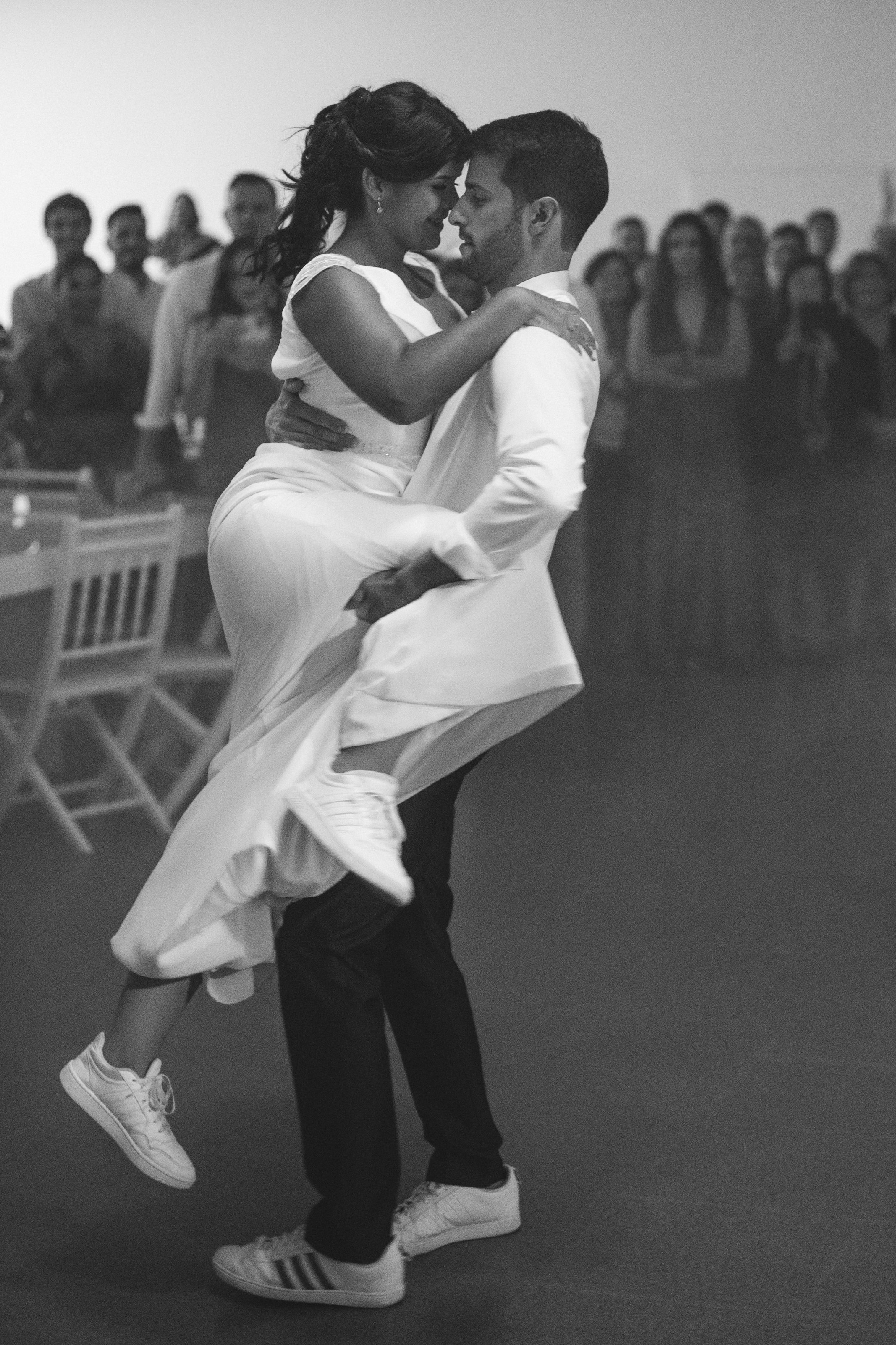 Portugal wedding, wedding choreographer, My Wedding Dance, creating elegant and memorable first dance experiences for destination weddings