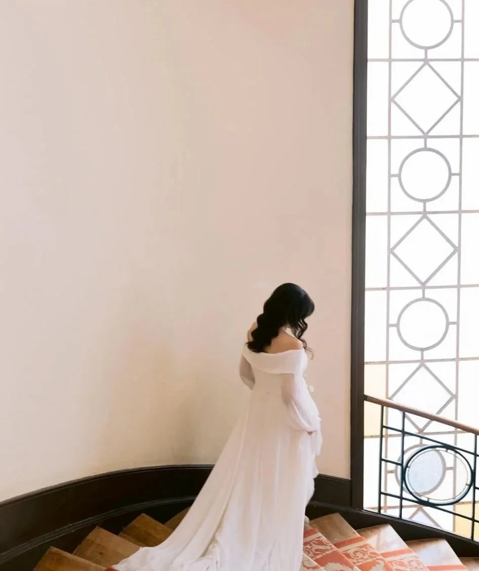 Portugal wedding, hair and makeup artist, José Félix Beauty, creating elegant and flawless bridal looks for destination weddings