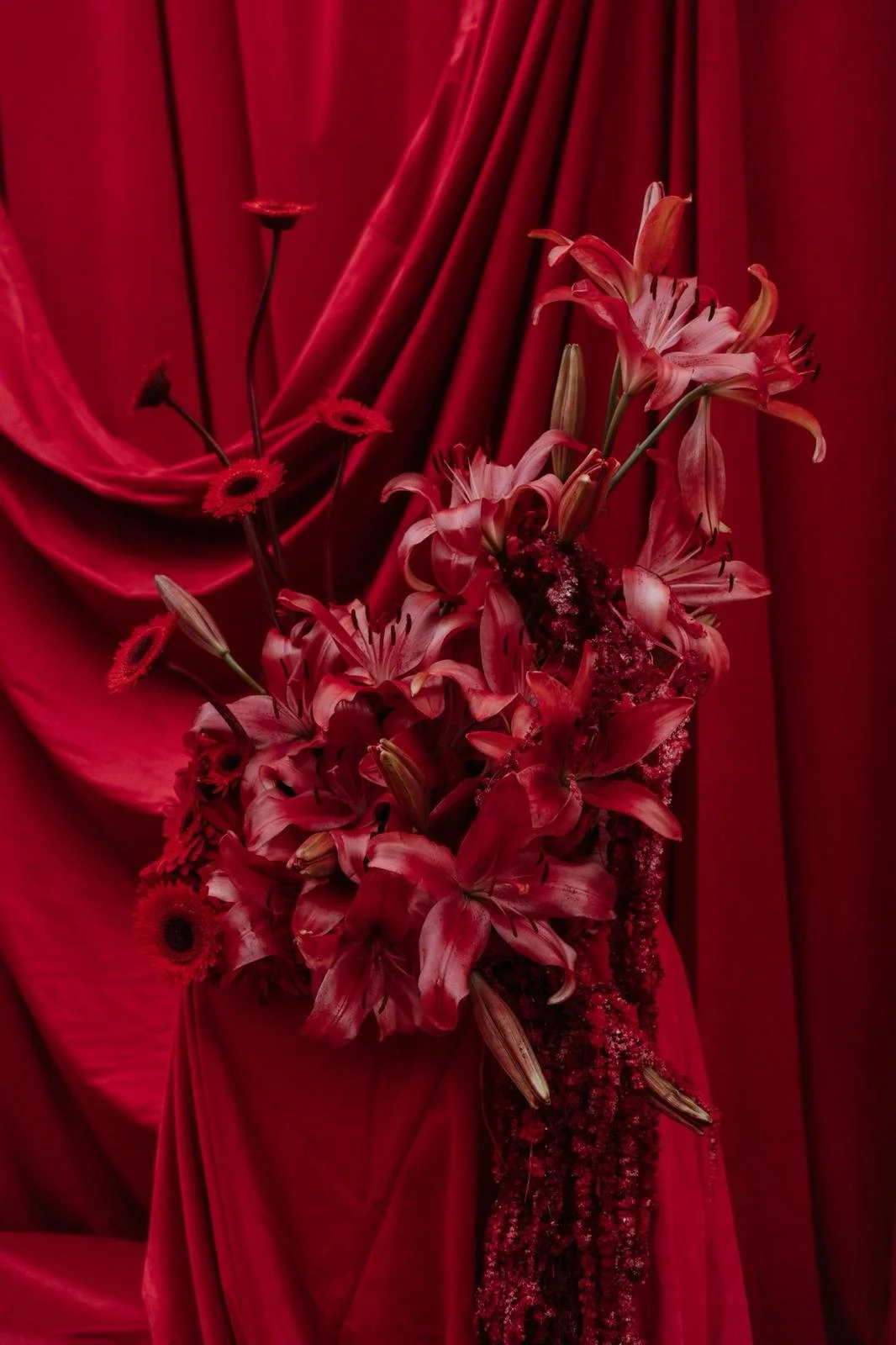 Portugal wedding, wedding florist, Época Florist, creating elegant and bespoke floral designs for destination weddings