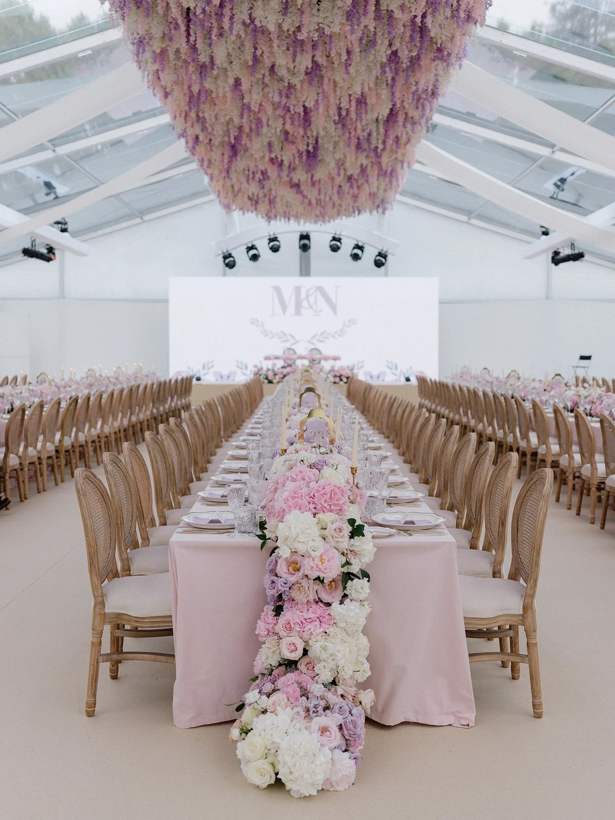 Portugal wedding, floral designer, Decorelle, creating elegant and bespoke floral designs for destination weddings