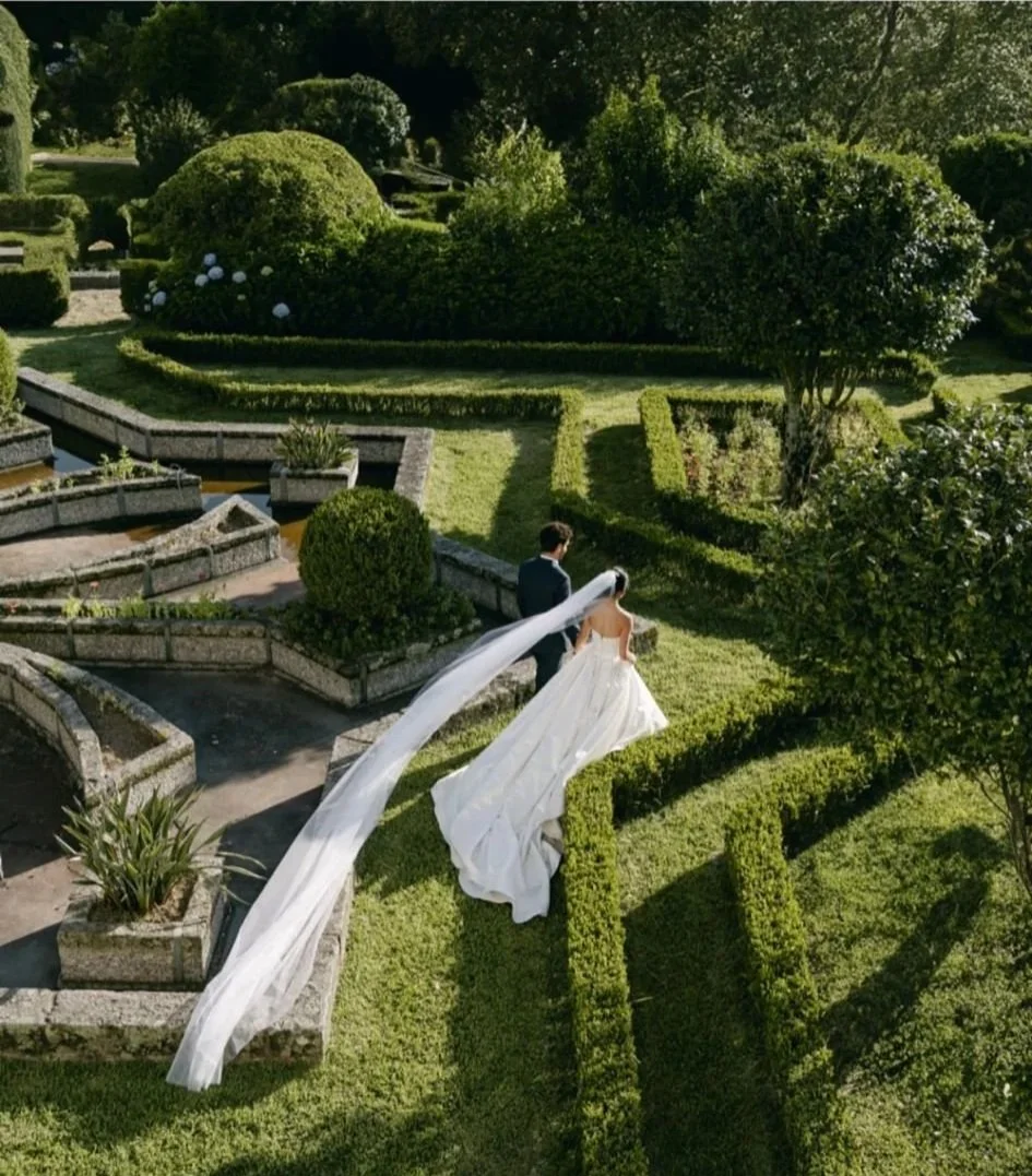 Portugal wedding, wedding photographers, The Santos Weddings, capturing elegant and emotional destination wedding moments