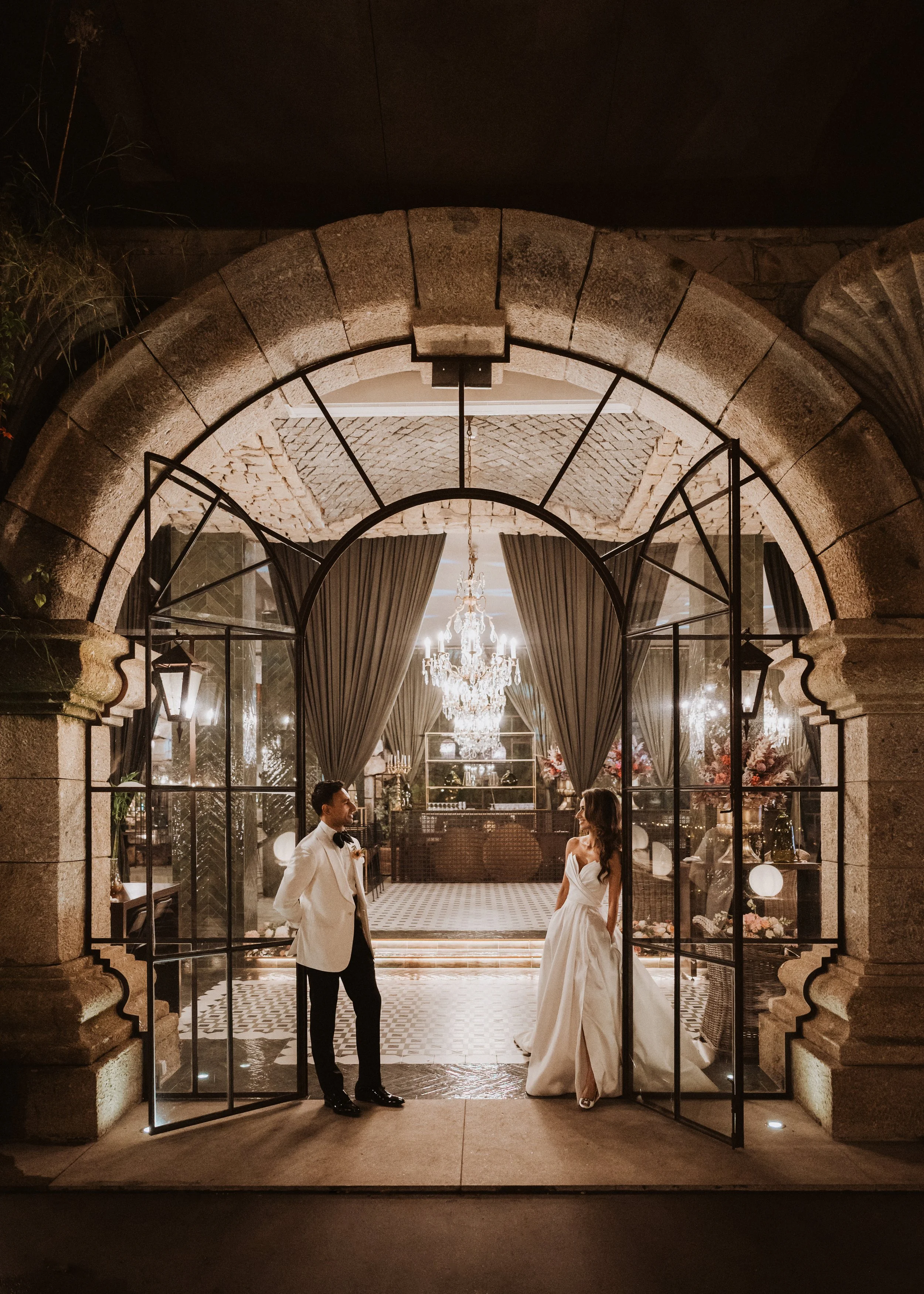 Portugal wedding, wedding photographers and videographers, Timeless Studio, capturing timeless and elegant destination wedding moments