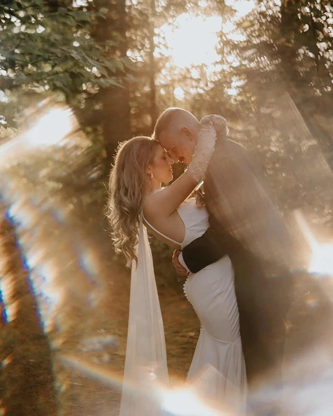 We&rsquo;re ready for you, 2025 🥂🤍

Just a glimpse of the best day ever for Sarah &amp; Camron &mdash; it was a dream watching you both lock it in forever. 

Photographer: @c_r_photos 
Venue: @mckenziewildernessestate 
Entertainment: @dj_e_12953 
F