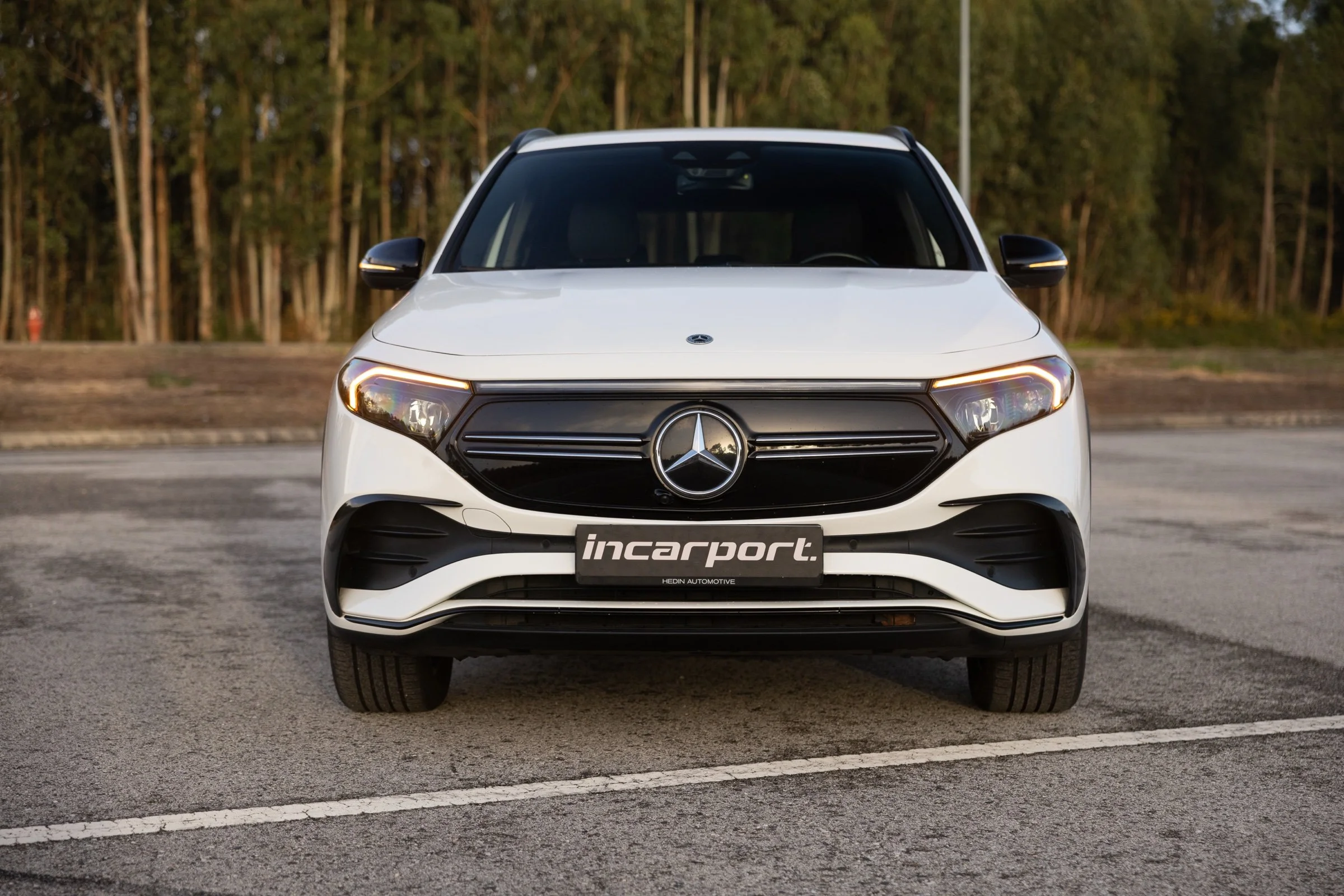 eqa-250-amg-03.jpg