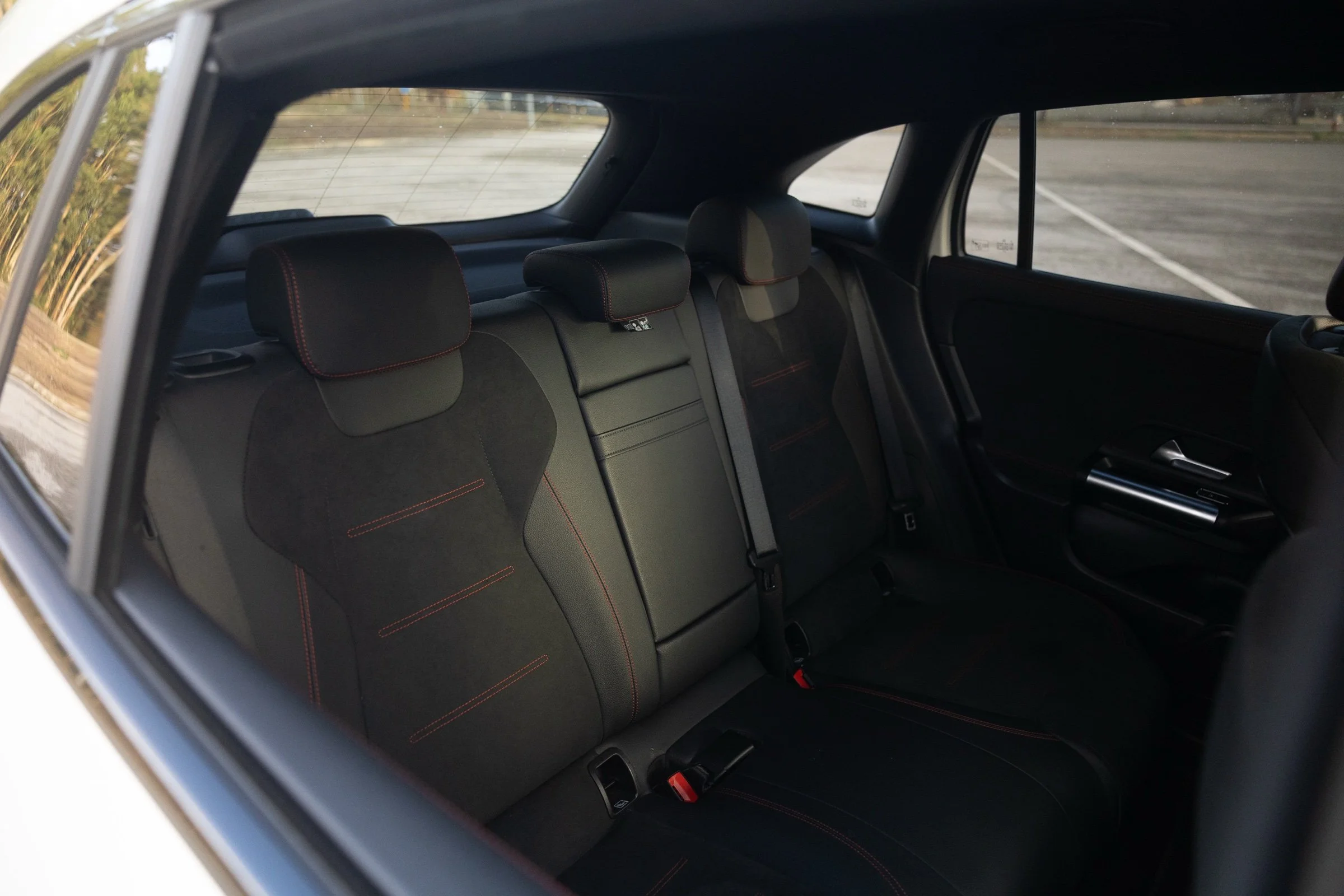 eqa-250-amg-11.jpg