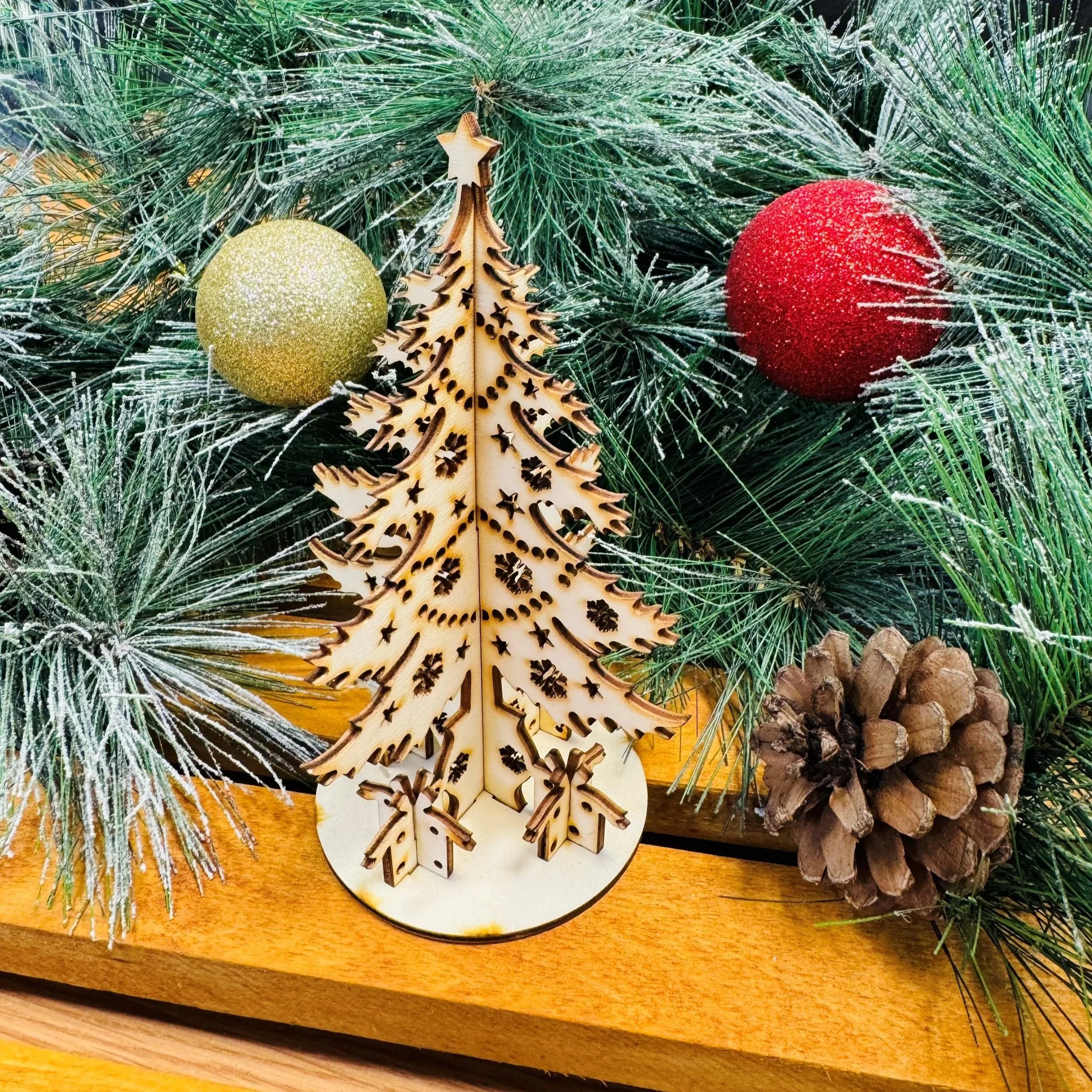 DIY Wooden Christmas Tree