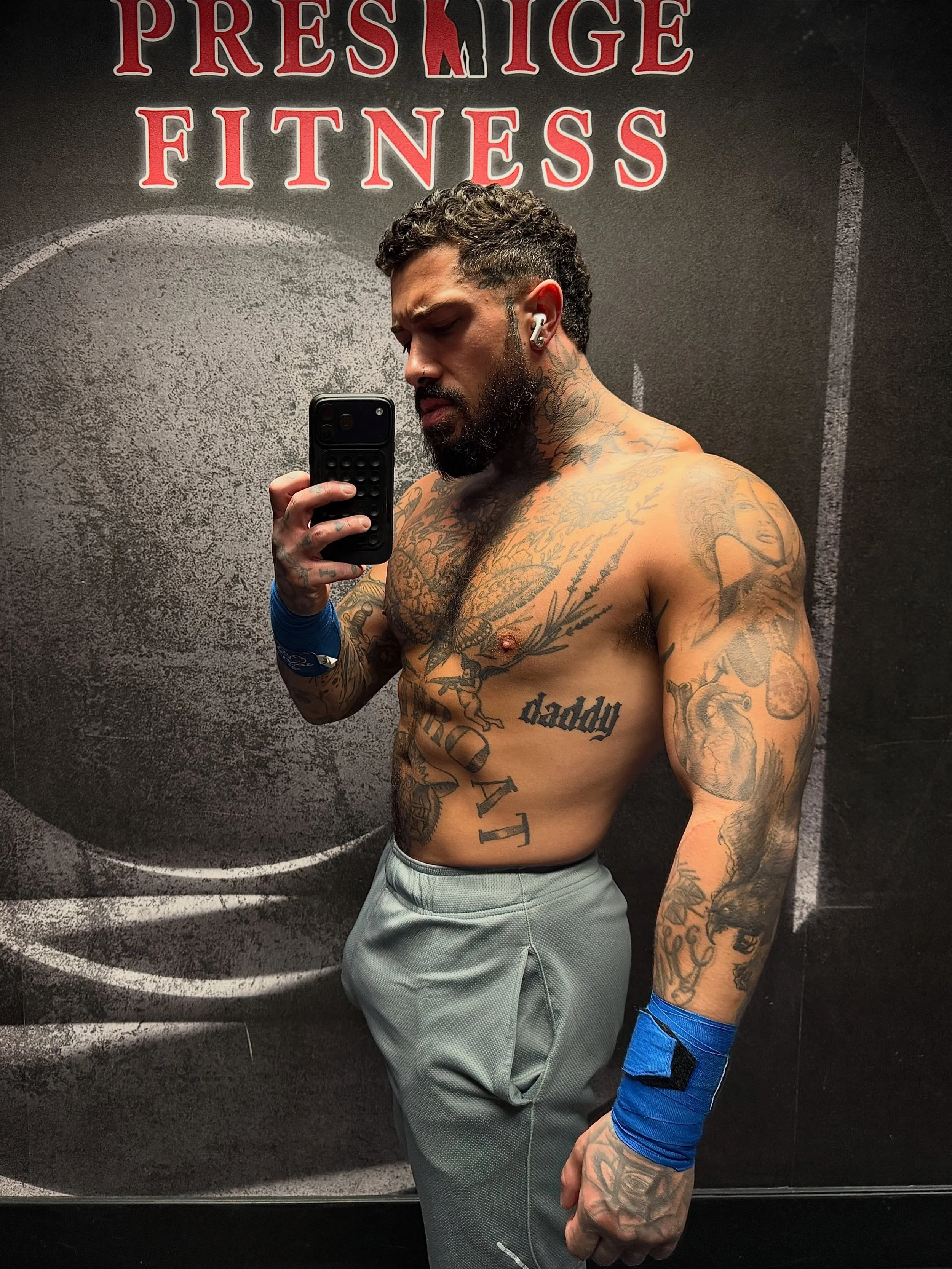 Confidence is built in the reps nobody sees.🥊

The gym stopped being just about how I look a long time ago. 
It&rsquo;s where I clear my head, push myself, laugh with good people, blast music, box, and remind myself to actually enjoy the life I&rsqu