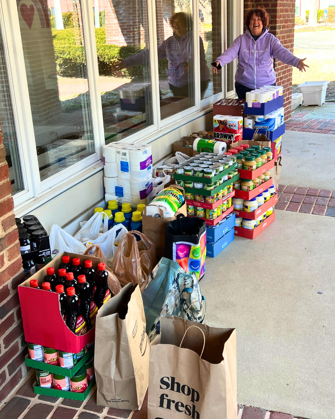 Falls Church Episcopal Food Drive for April 2026