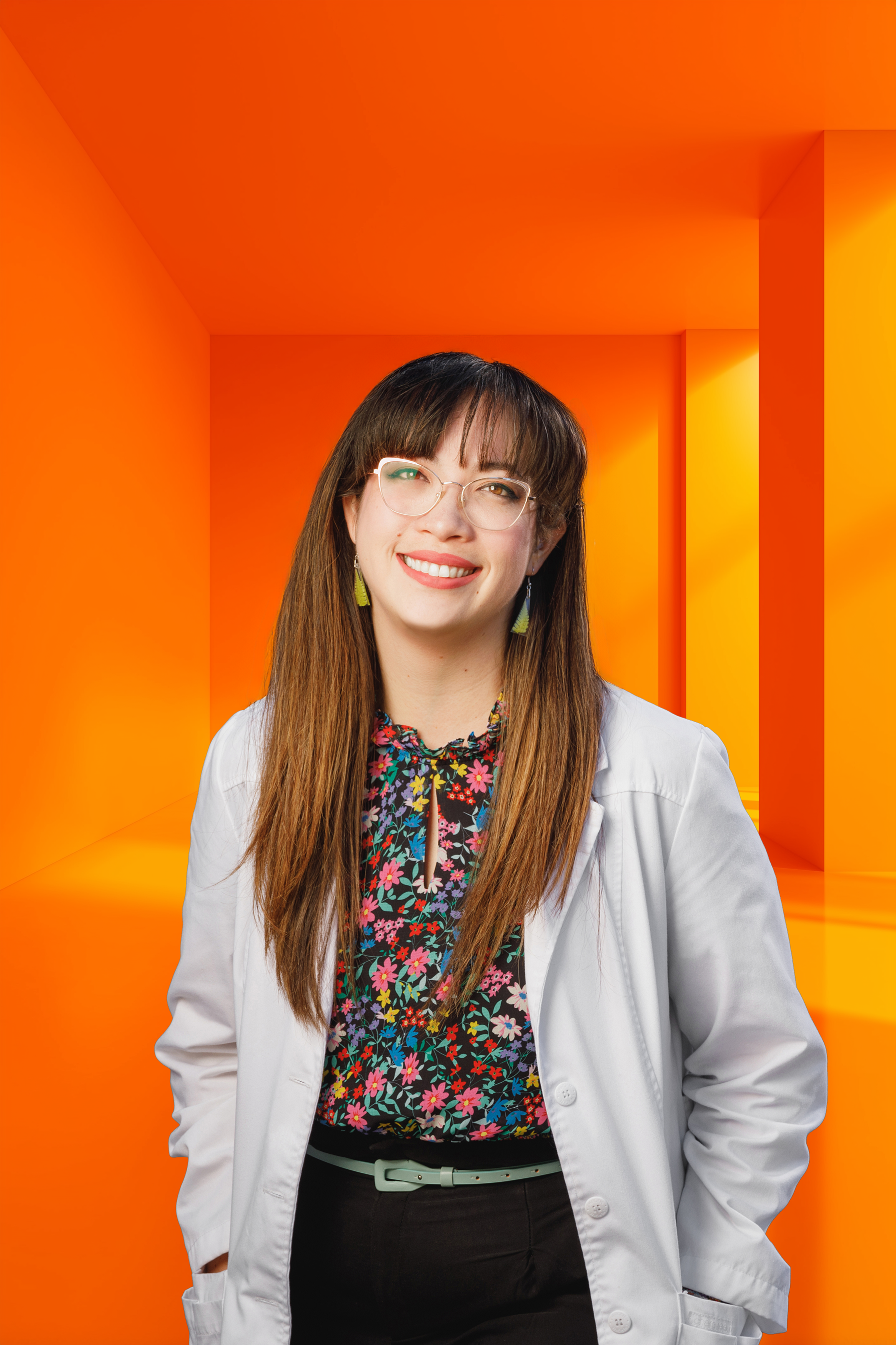 1artcommisar_exciting_bright_orange_background_studio_6c754ef1-d2df-496c-b3a3-c64b44a1a0d2 (1) copy.png
