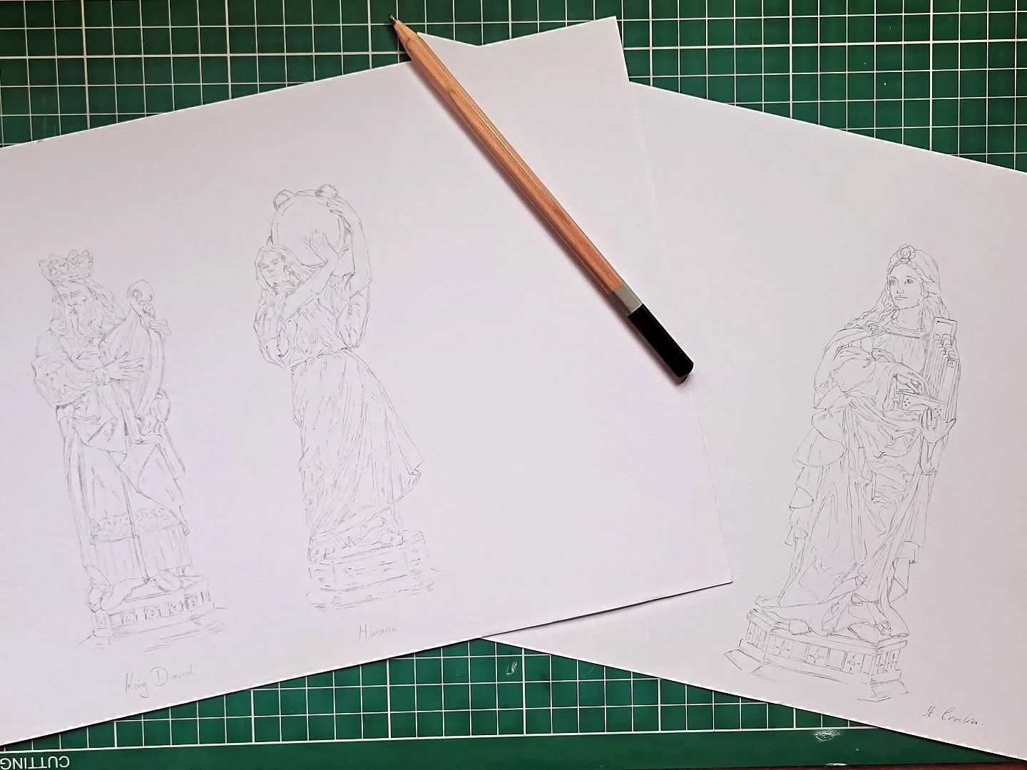 A work in progress for an upcoming series on the Saint statues at York Minster....it all starts with a sketch 🙂
#york #yorkshire #yorkminster #drawing #sketch #pencil #pencilart #art #artist #Saint #statues