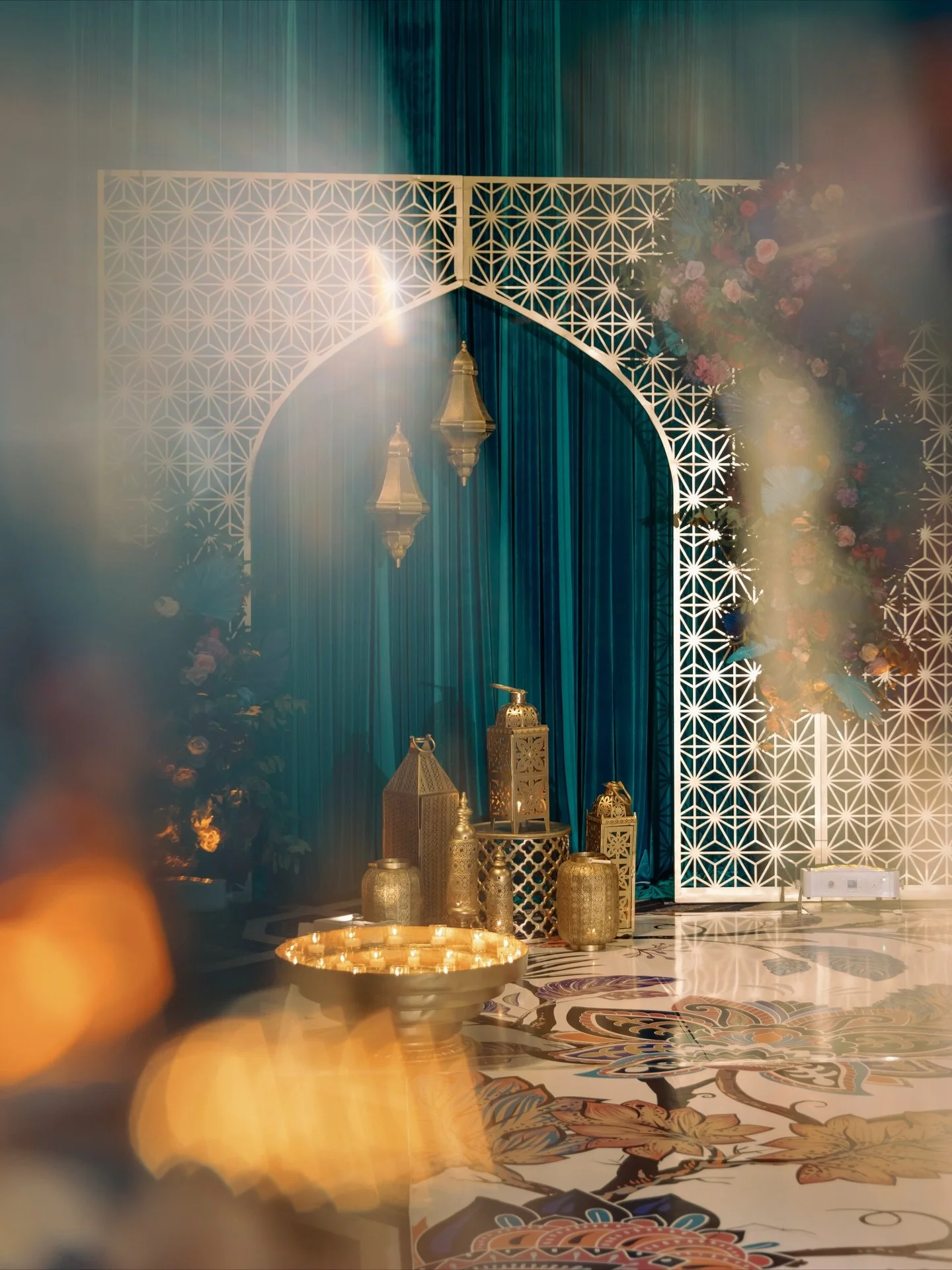 Eternal begins here.

Meha + Amish
.
.
.
.
Venue: @omnilascolinas 
Planning: @kiweddings 
Decor+Florals: @dreamdecorsdesignhouse 
Photographer: @ushnakhanphotography 

#KiWeddings #KiWeddingsBride #KiWeddingsMoments #IndianWeddingInspiration #LuxuryI