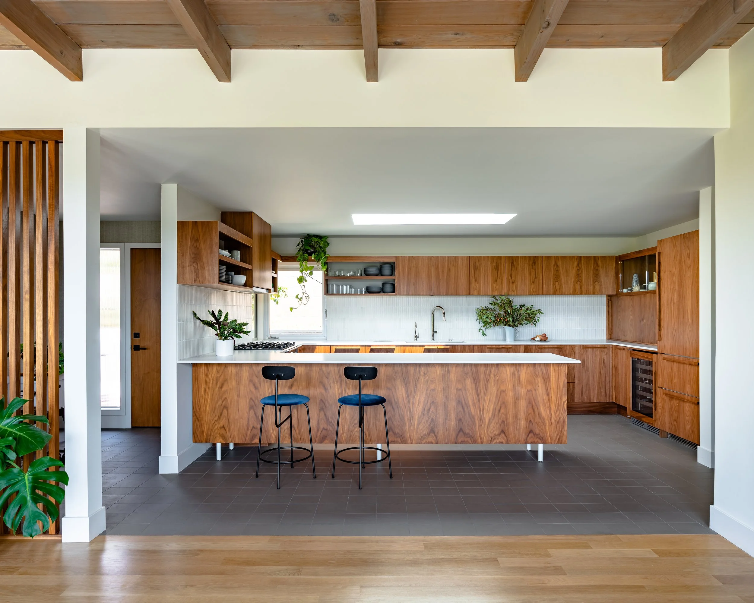 2322 Ewing - 009.jpg