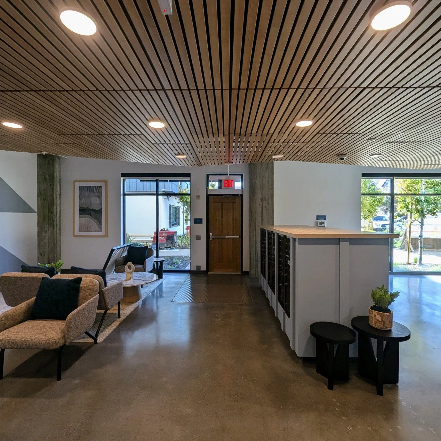 Shirley Chisholm Village
Reclaimed Clear Vertical Grain (CVG) Douglas Fir with White Oak Stain. https://recircledinc.com/product/linear-lay-in/