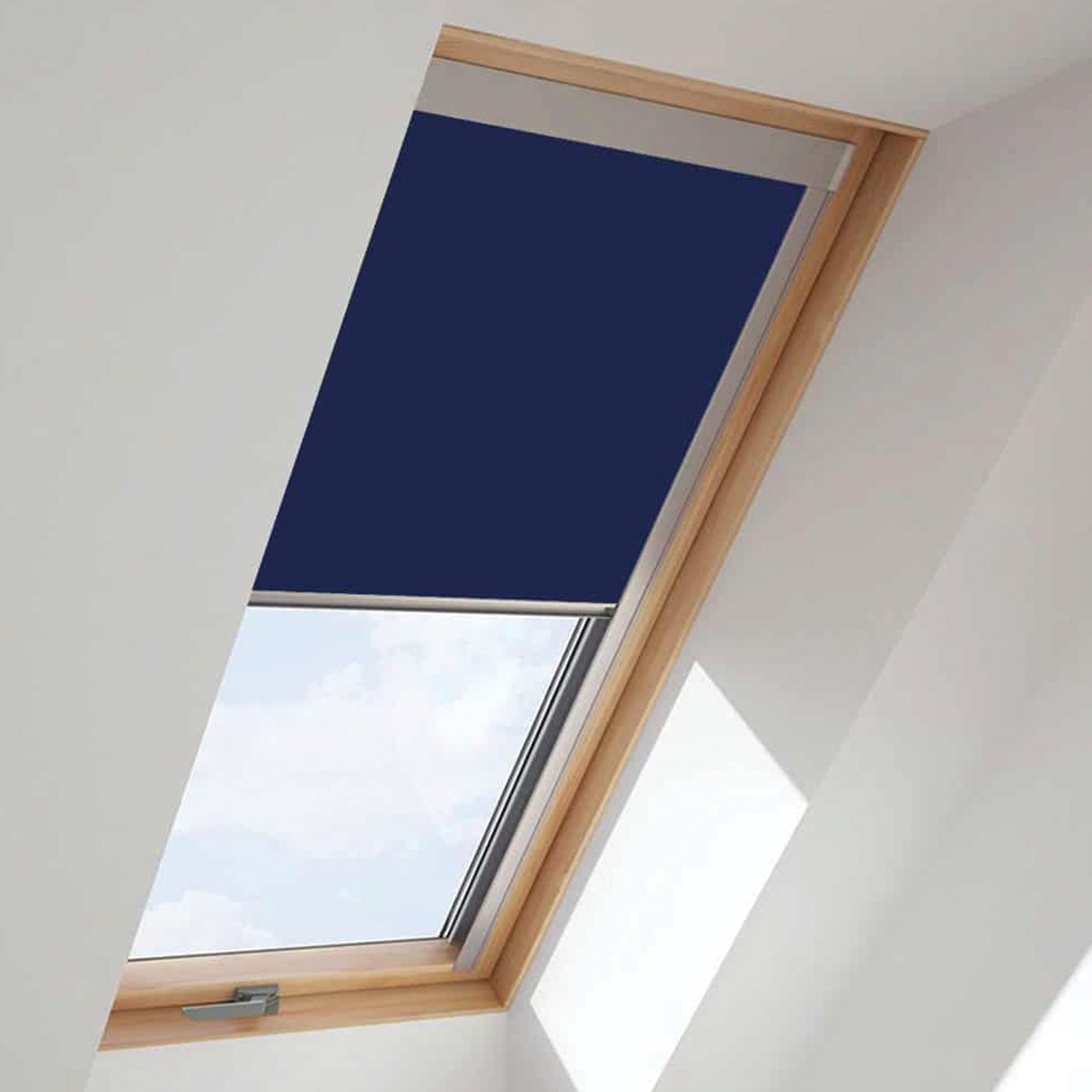 Ventilated skylight with shade