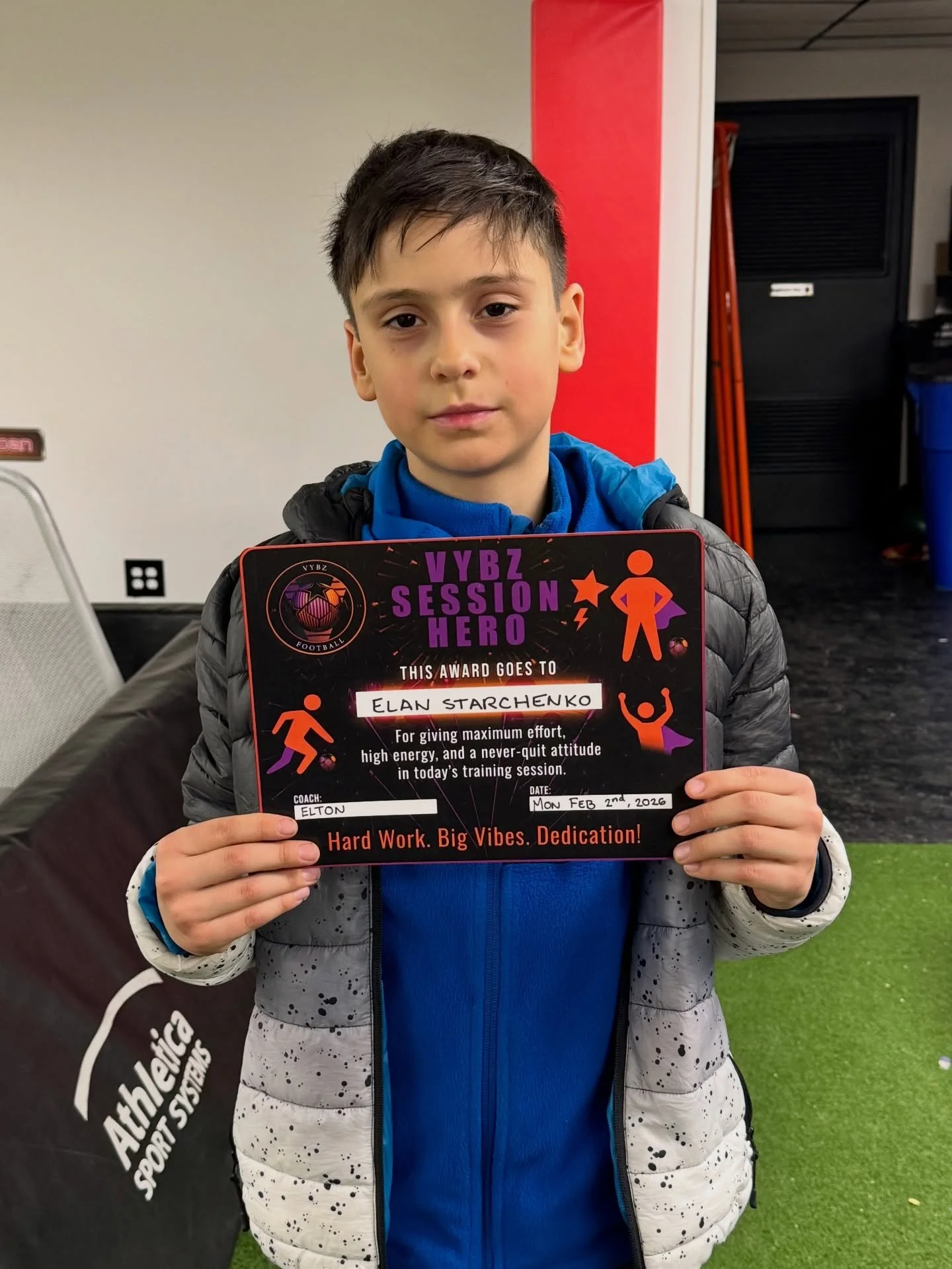 VYBZ SESSION HERO&rsquo;S 🦸&zwj;♂️🦸&zwj;♀️

This award is not about being the best player in the session.
It&rsquo;s about being the hardest worker.

The player who never gives up.
The player who brings energy when others are tired.
The player who 