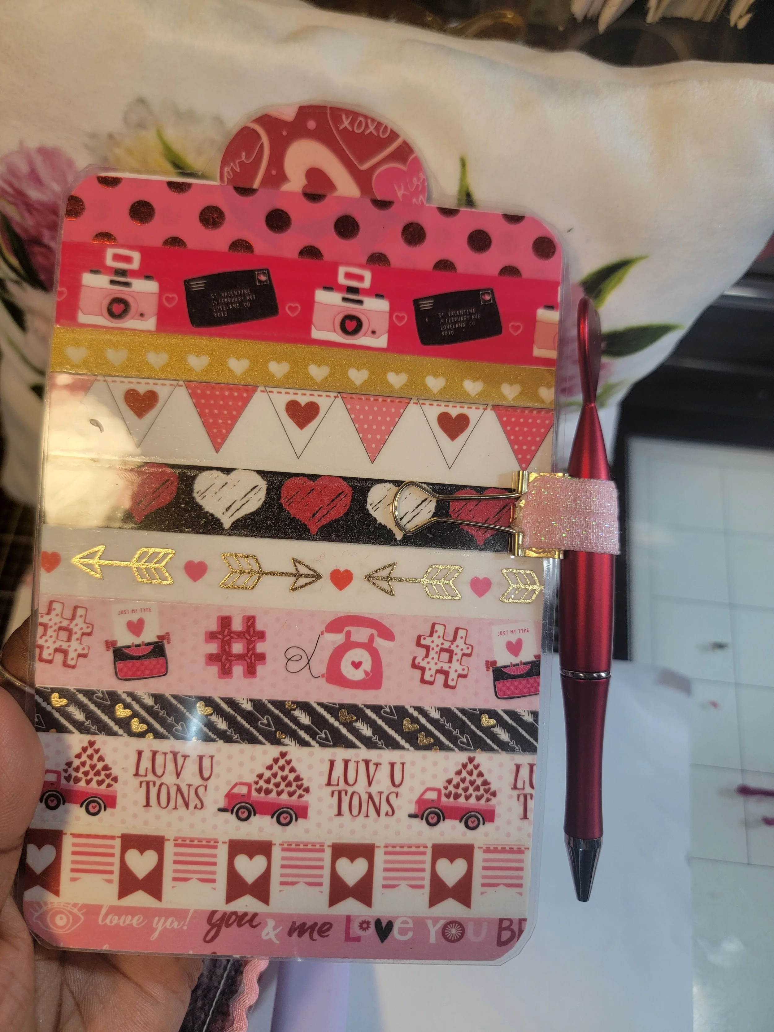 Valentine shaker planner13.jpg