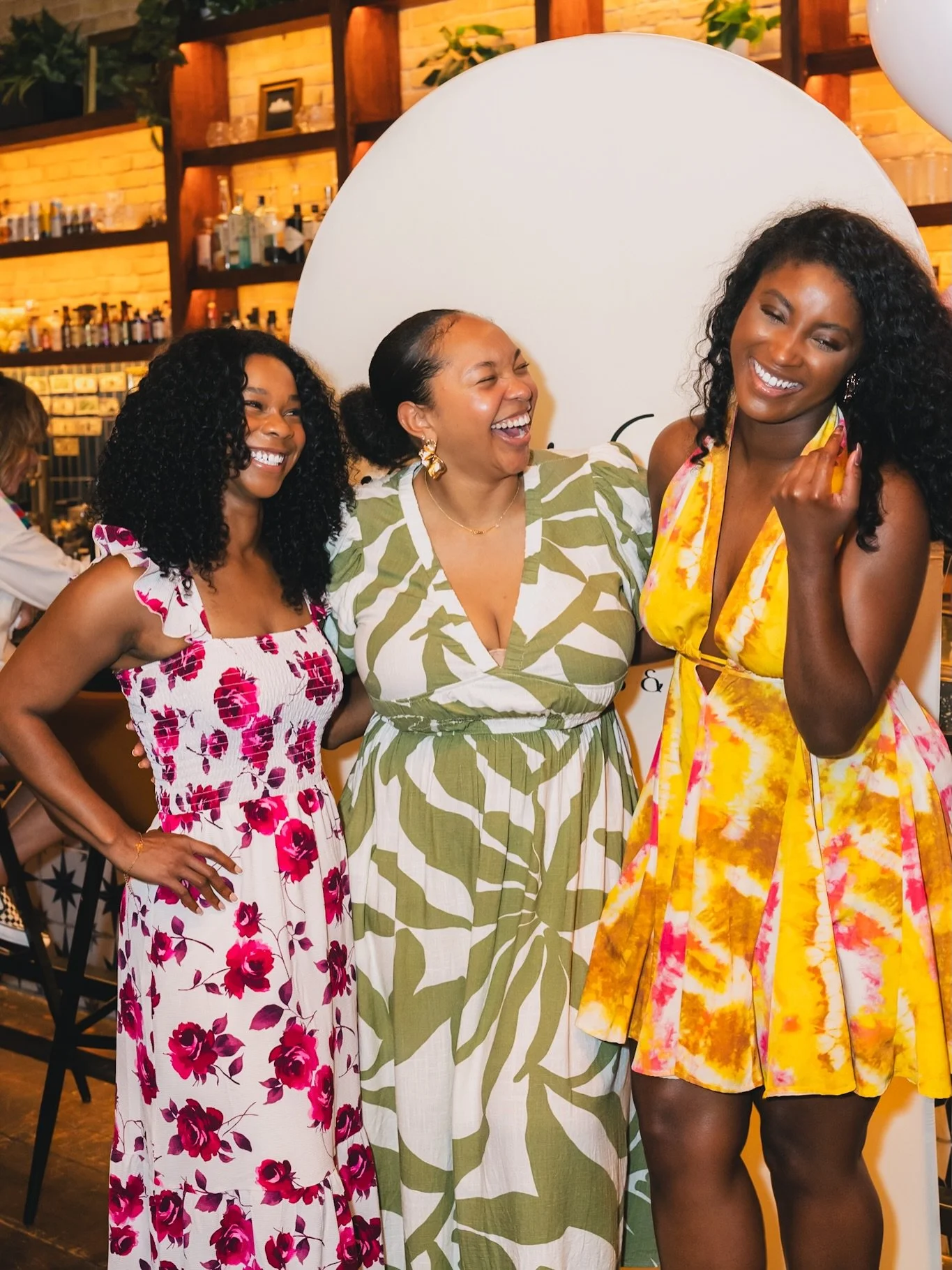 1-year Anniversary Event for @hersocialhausatx 🥳🥂

Milestones like this definitely deserve a celebration! It was such an amazing time, and there was so much positive energy and warmth in the room. 

Her Social Haus is an event series for Austin wom