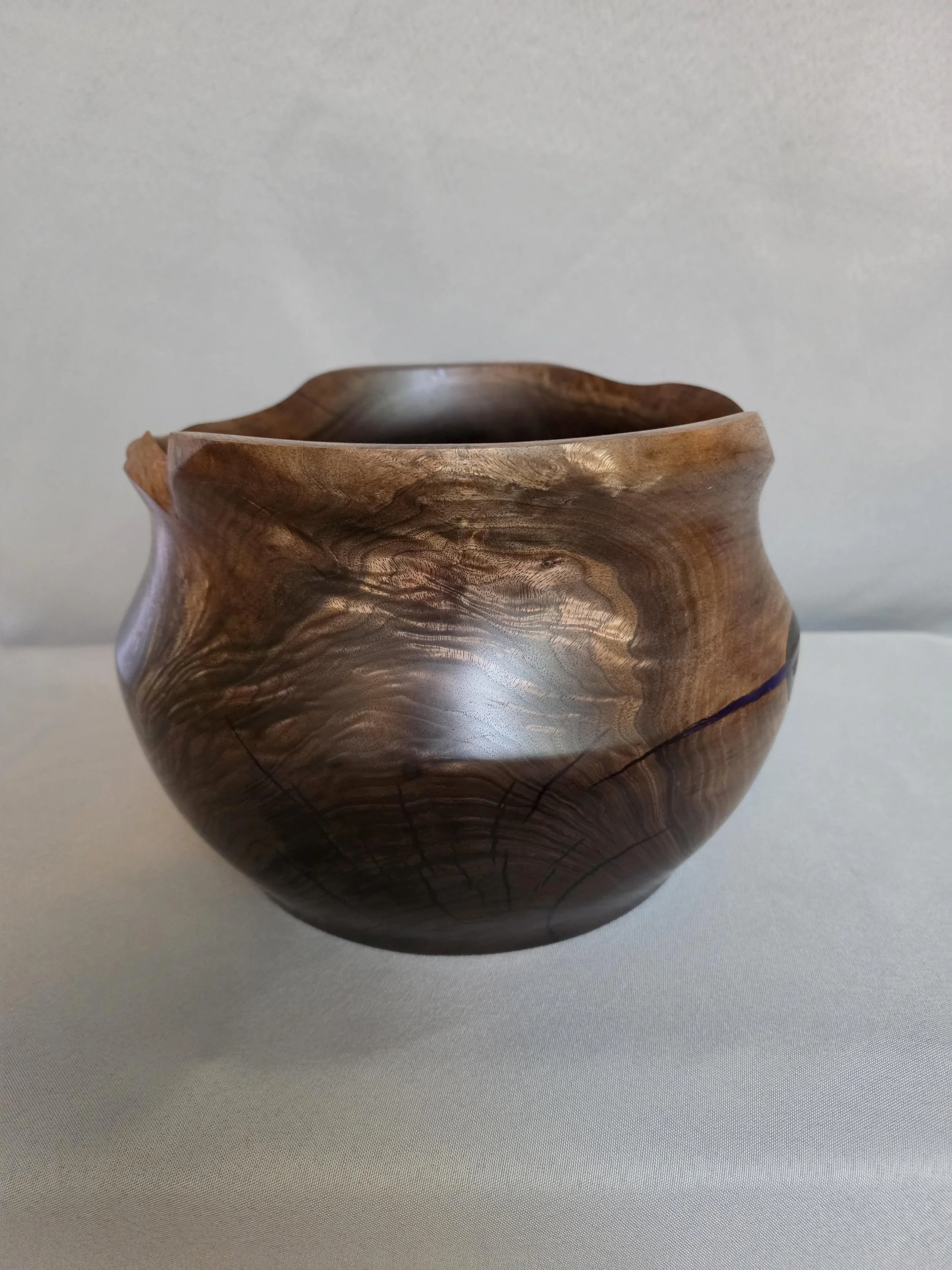 Ridgeline – Sculptural Walnut Vessel