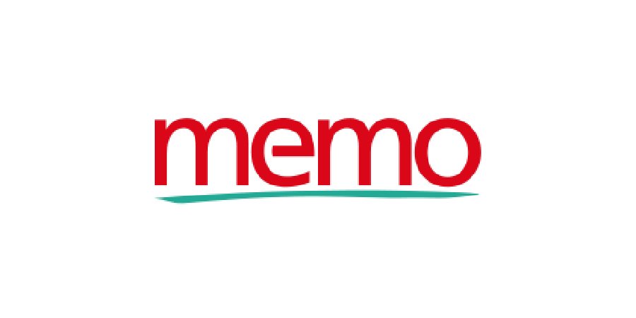 Das Logo des Unternehmens Memo mit roten Buchstaben und einer grünen Linie darunter auf weißem Hintergrund.