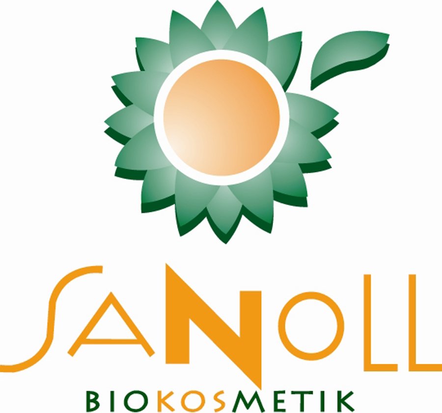 Logo mit einer grünen, blattähnlichen Blume und dem Text 'SANOLL BIOKOSMETIK'.