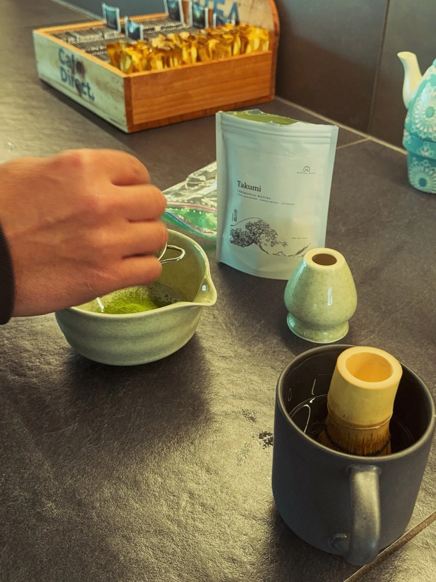 Thanks for bringing our matcha for your coworkers to try 😊🥰