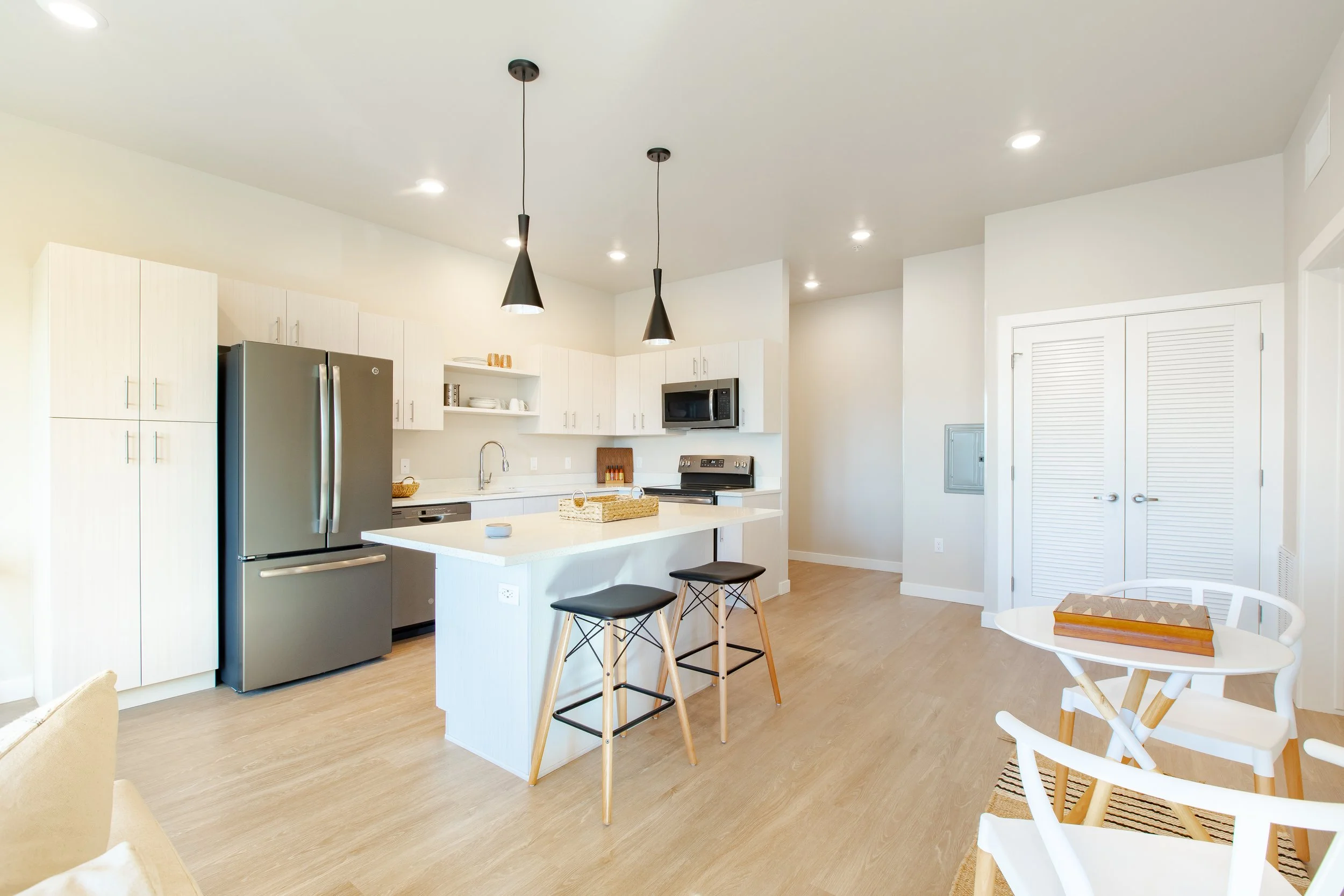 URBANA_Model212_C_KL3A6998.jpg