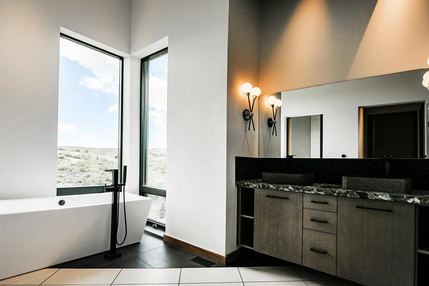 9311 Golden Spike Ct Park City-large-042-147-0489311GoldenSpikeDr-1500x1000-72dpi.jpg