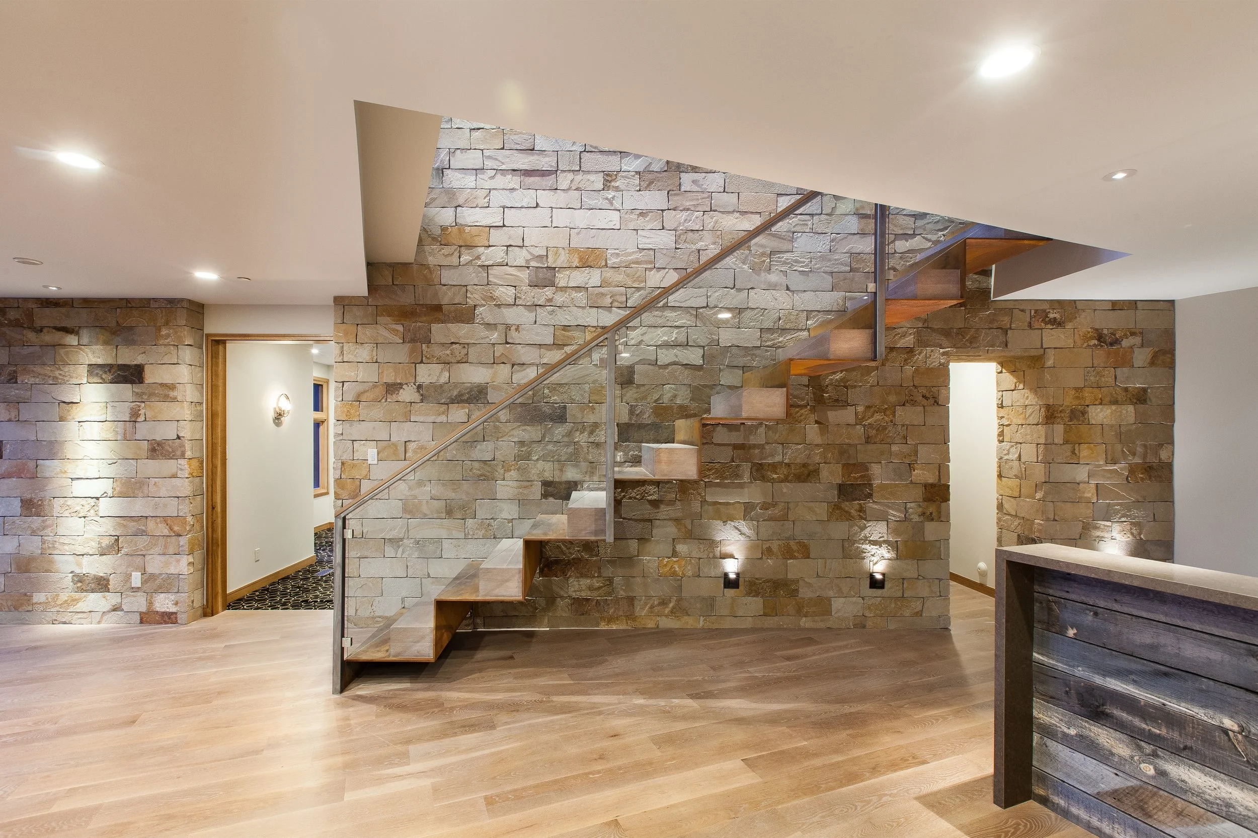 Stairs_md.jpg
