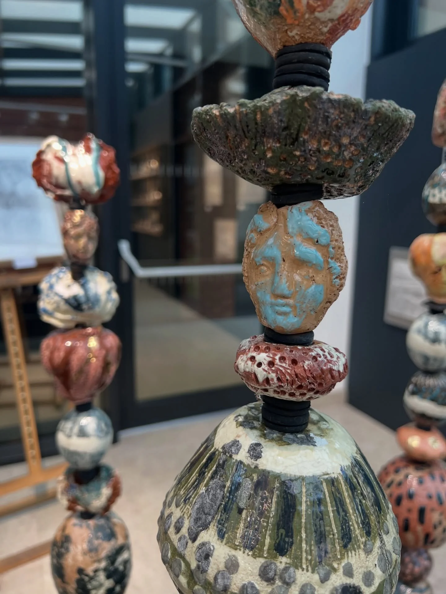 A few weeks ago we visited the lovely Sewell Centre Gallery, a professional gallery space,  at Radley College.  Elizabeth Newbery was showing a body of work beautifully curated by Amanda Jewell. 

The work that Elizabeth presented was crafted specifi