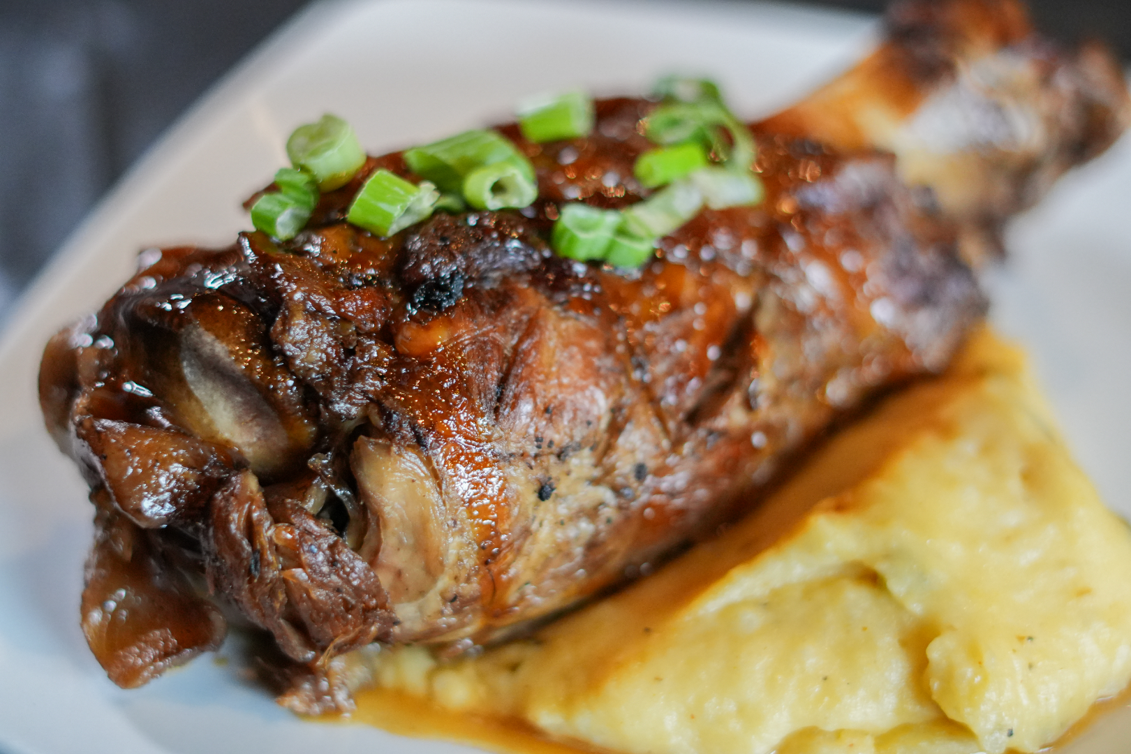 pork-shank-potatoes.png