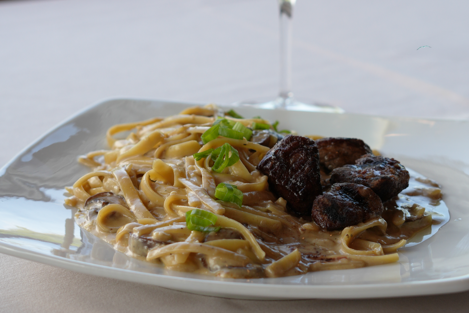 beef-filet-gorgonzola-pasta.png