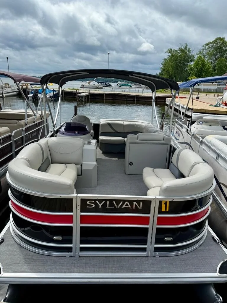 good-days-marina-pontoon-rental