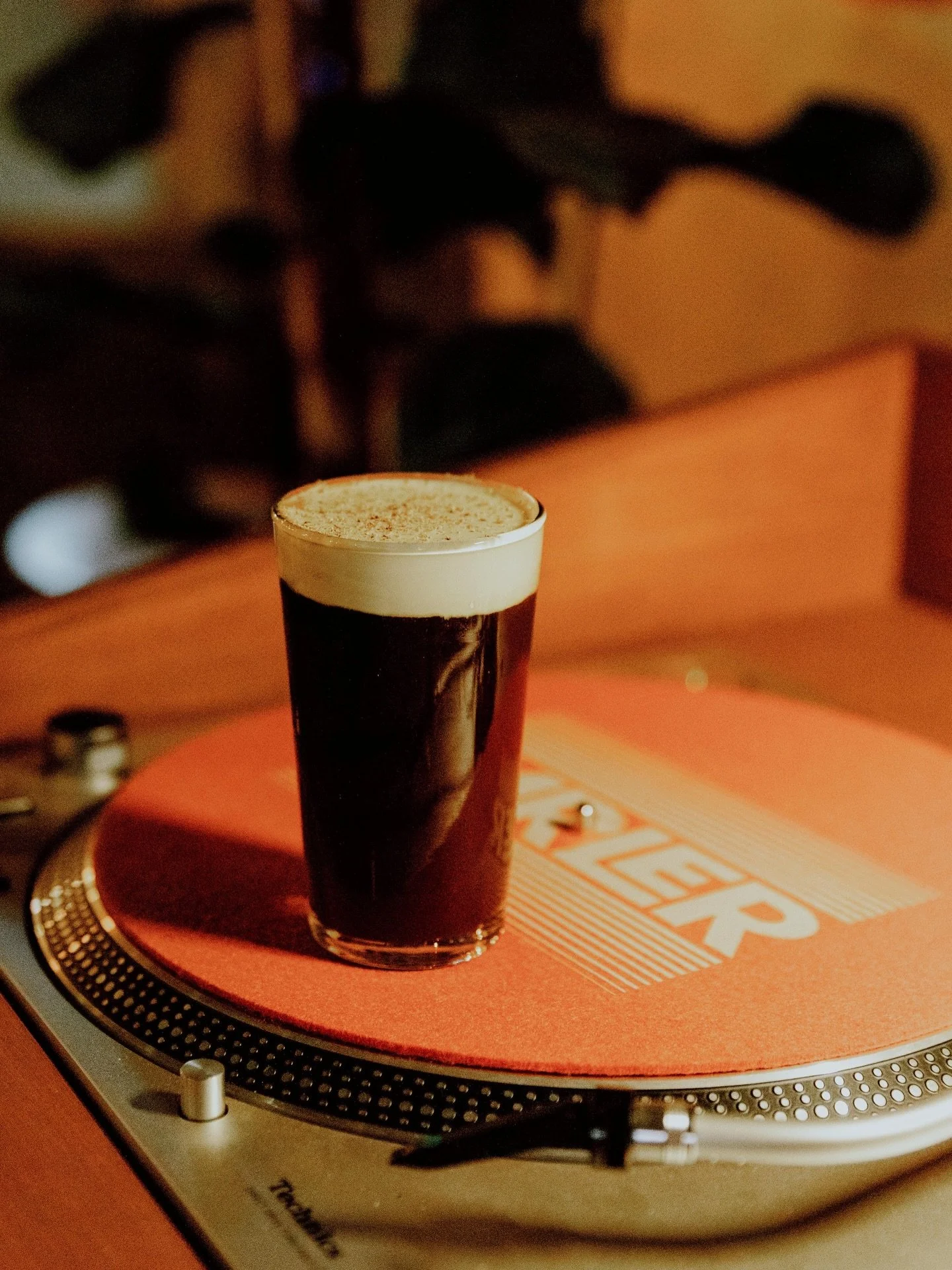 Probably not what you want to see if you&rsquo;re mid-way through a Dry January&hellip; 🍸 But we couldn&rsquo;t resist sharing the newest seasonal additions to the Parler drinks list!l&hellip;

Irish Coffee - a true classic: @teelingwhiskey meets @e