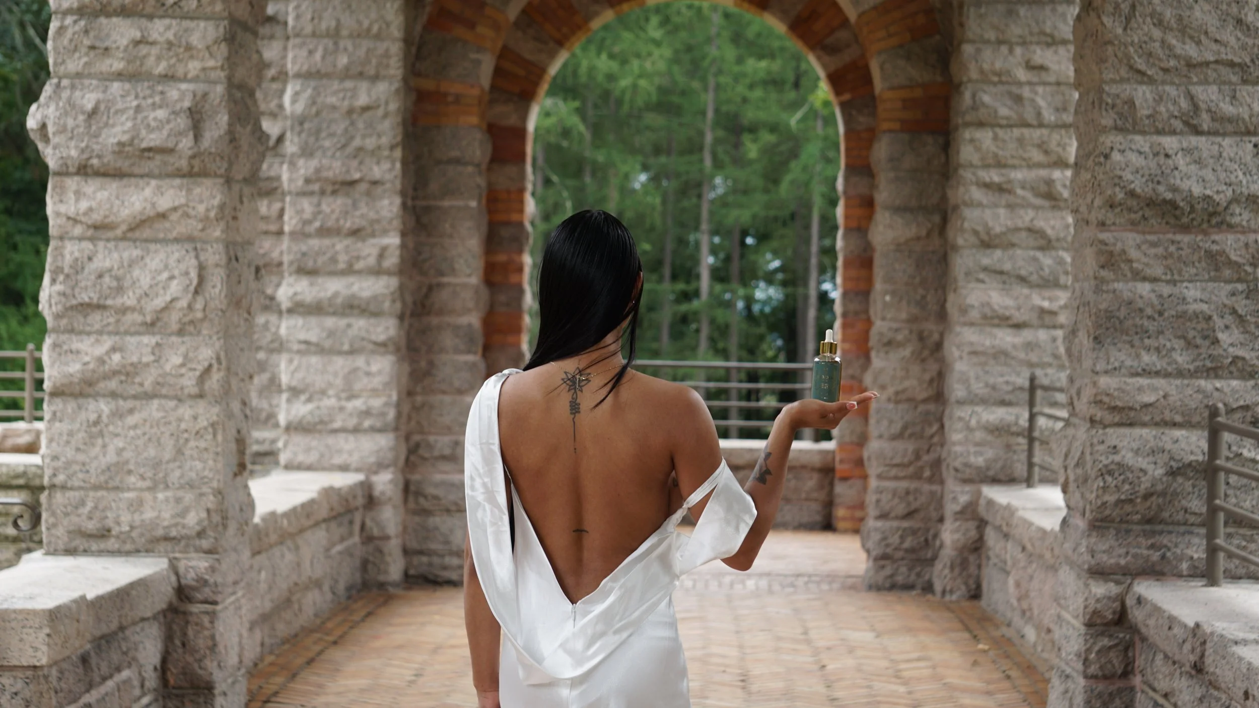 Auxesia lifestyle hair care photography