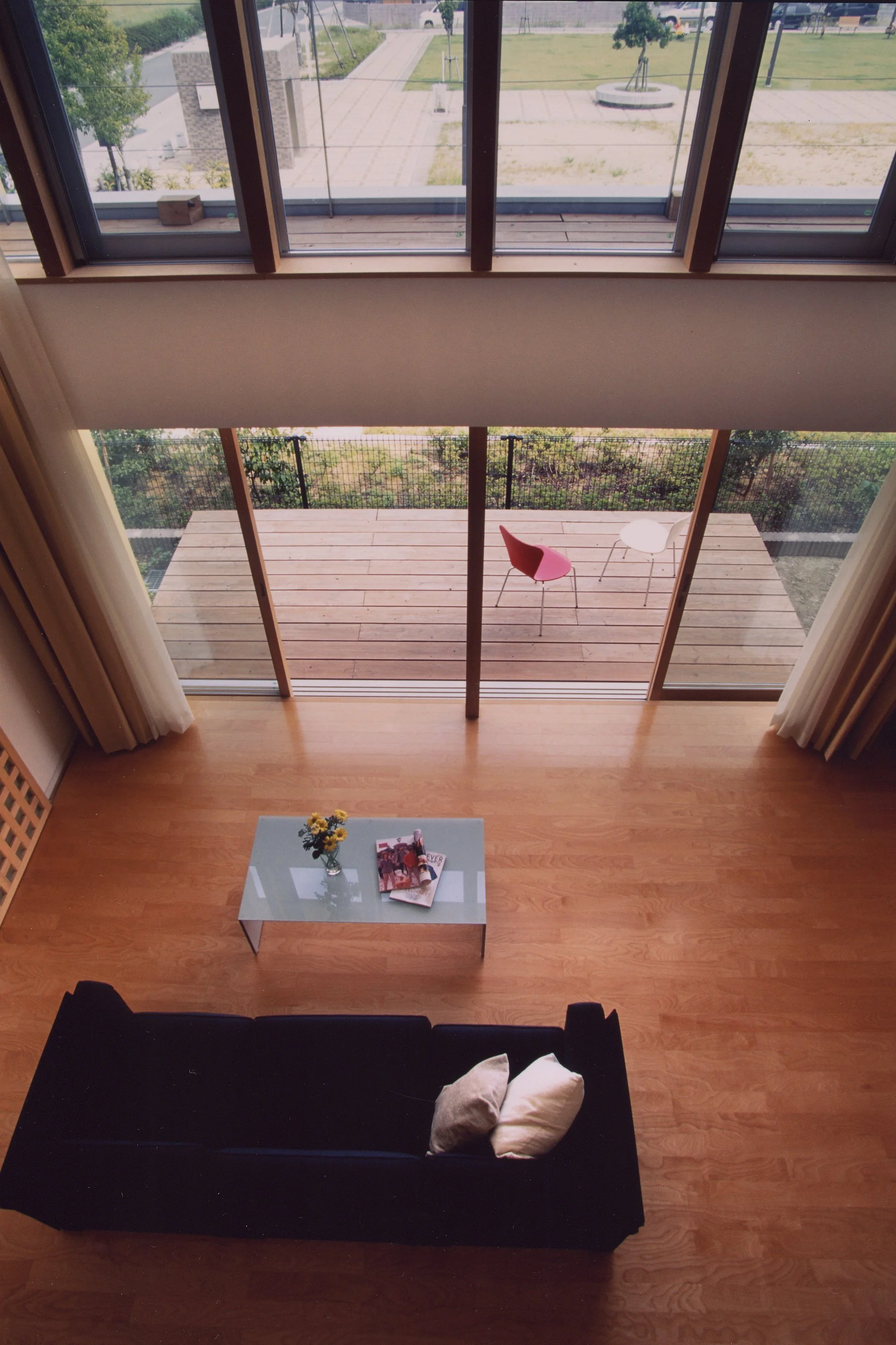 TwinHouse1 居間吹き抜け9.jpg