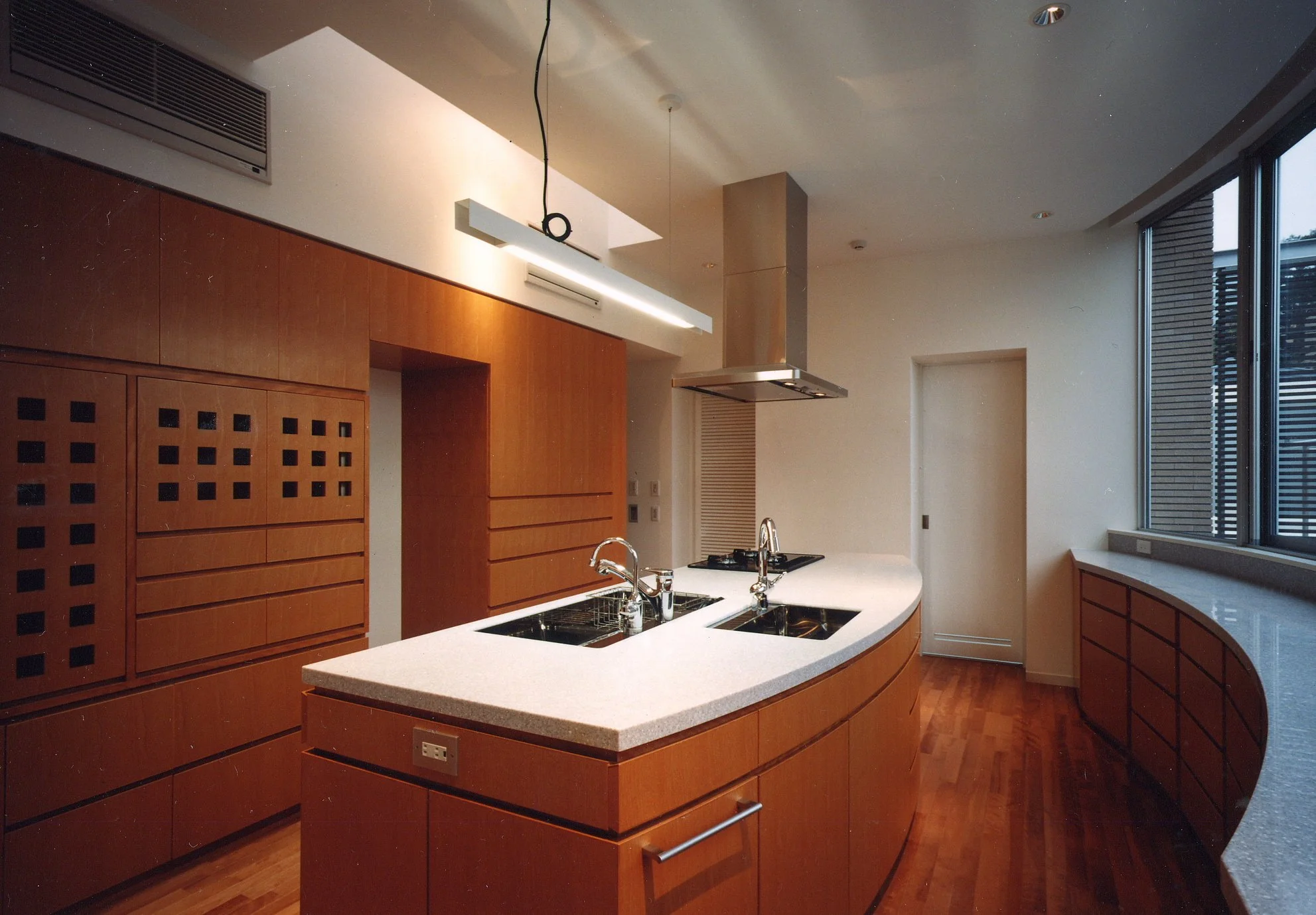 HillHouse 台所02.jpg