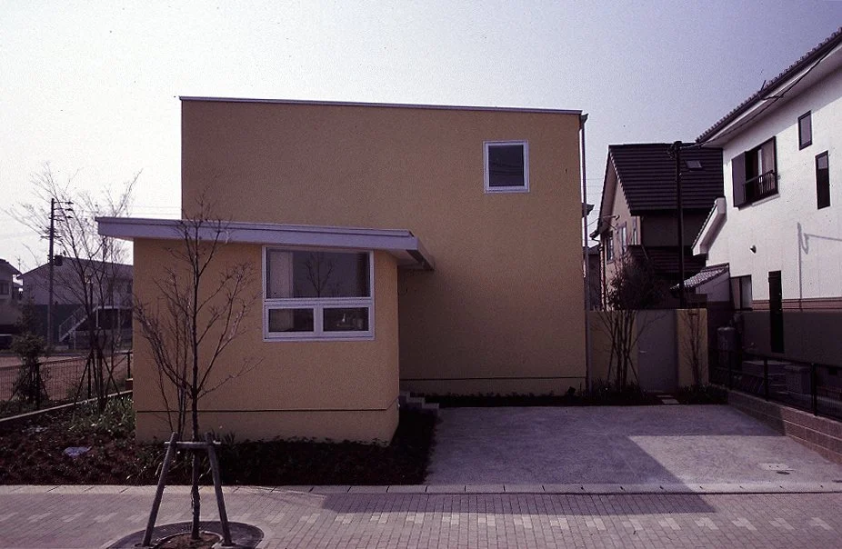 TwinHouse1 外観駐車場1.jpg