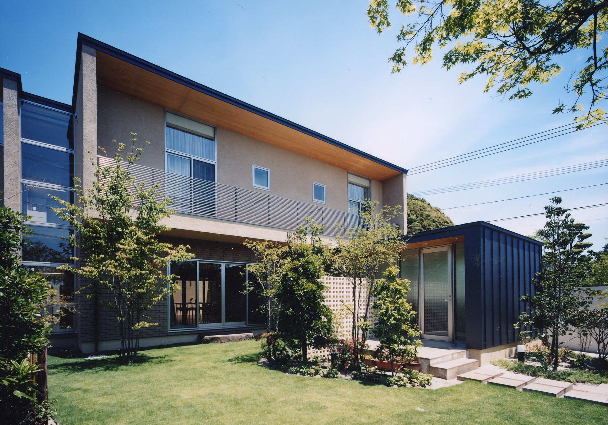 伊川の家 外観02.jpg