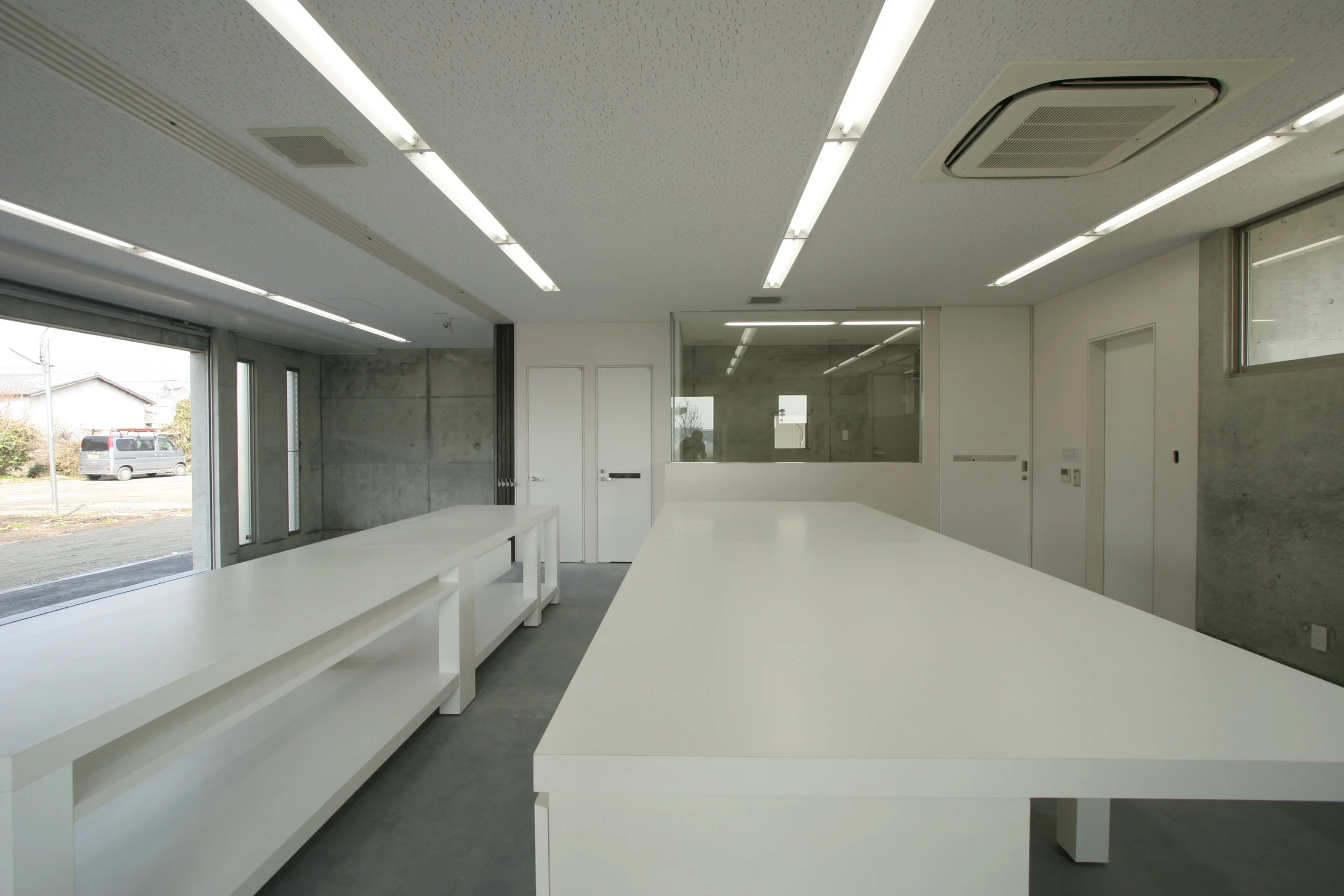 11　SARU'S HOUSE邸作業室02.jpg