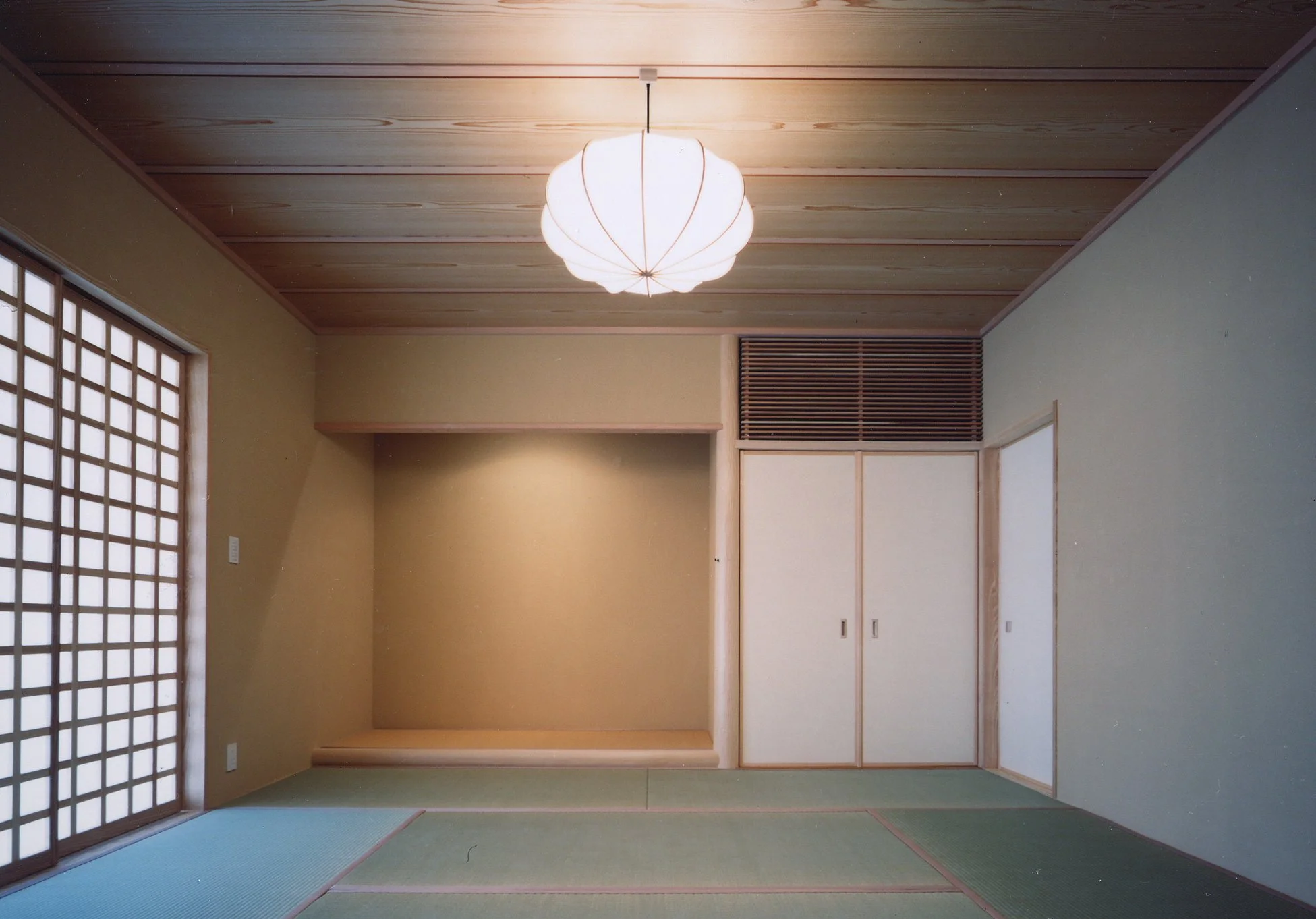 伊川の家 和室.jpg