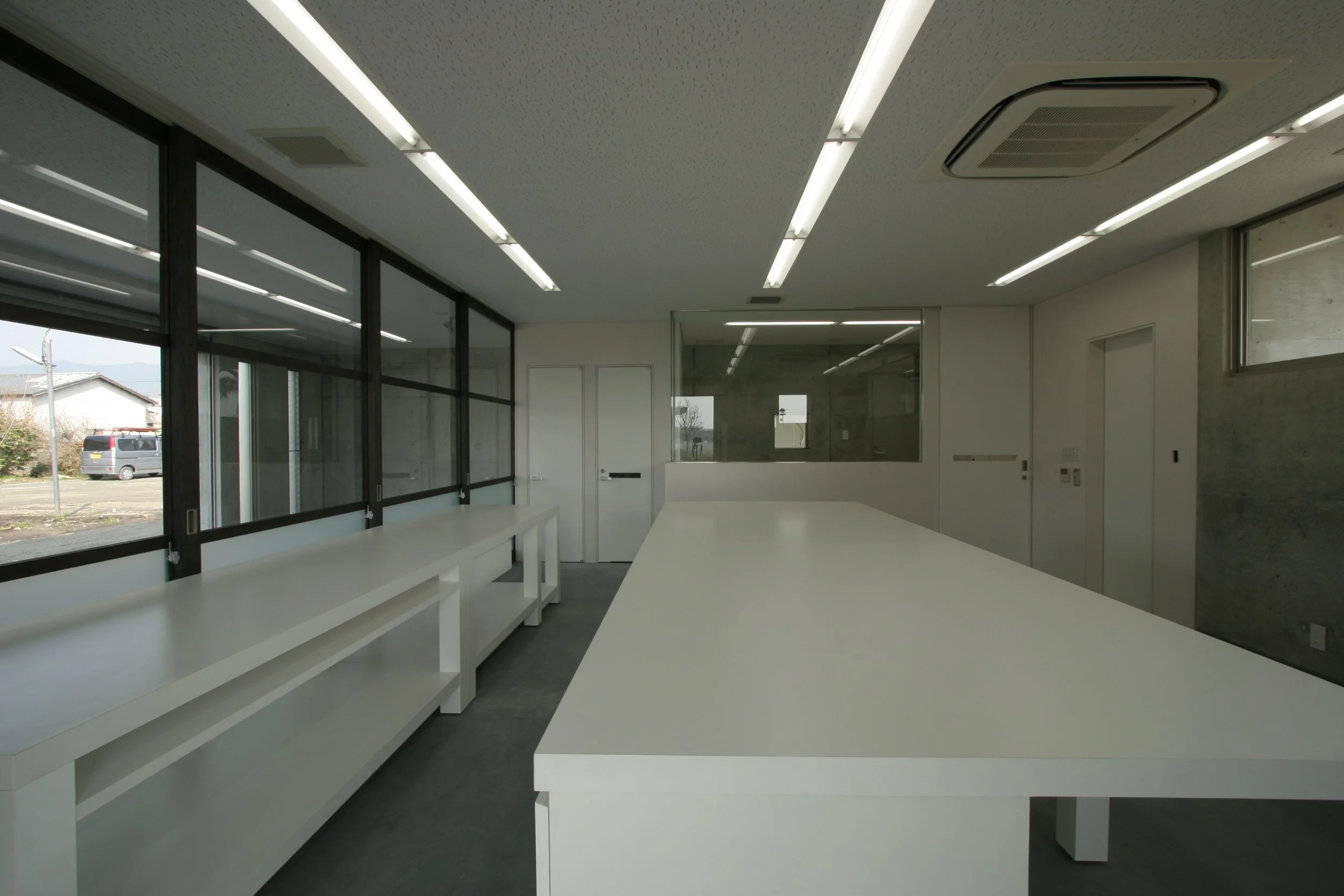 12　SARU'S HOUSE邸作業室閉01.jpg