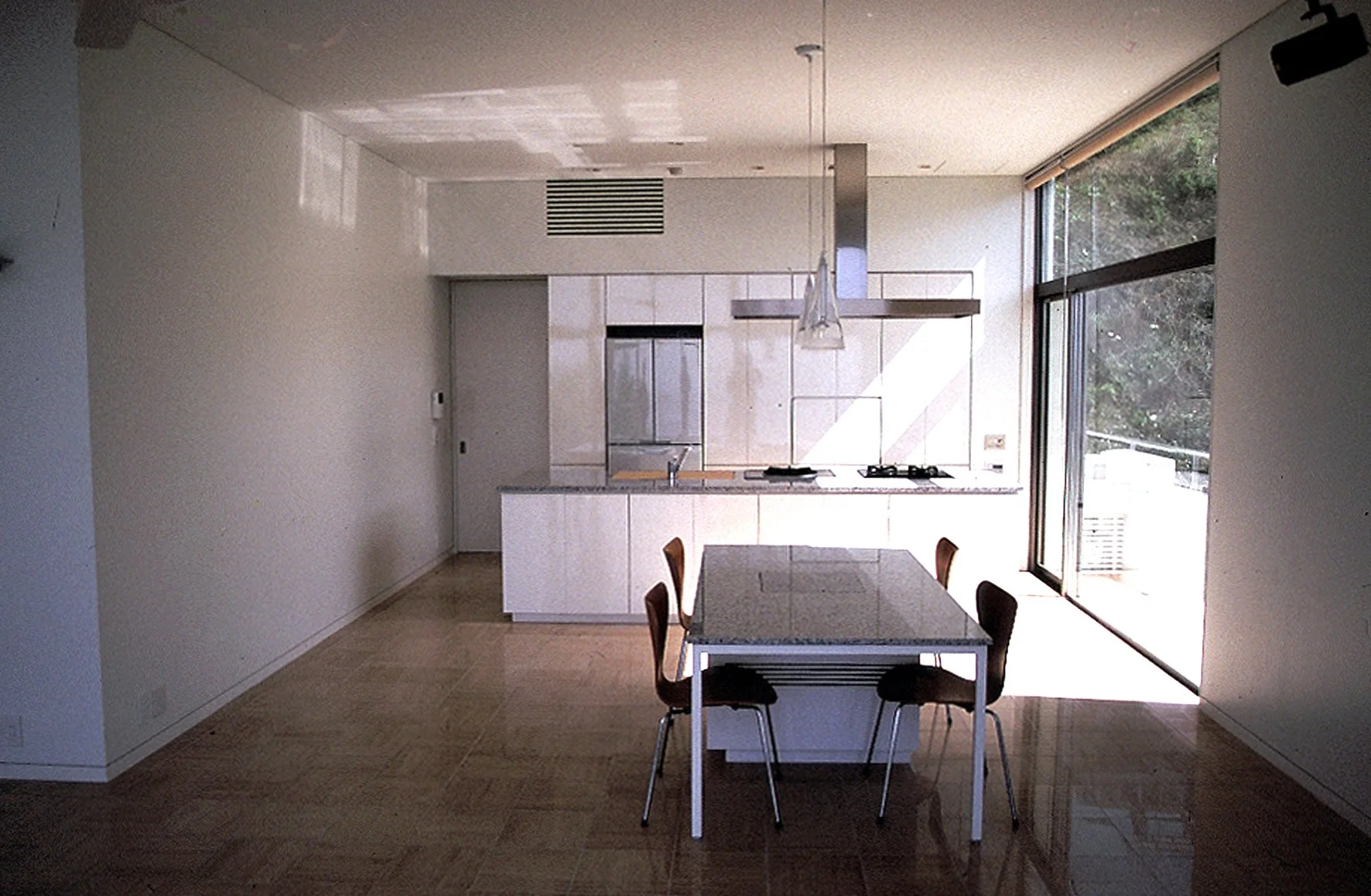 03CASA ROSSO-食堂台所.jpg